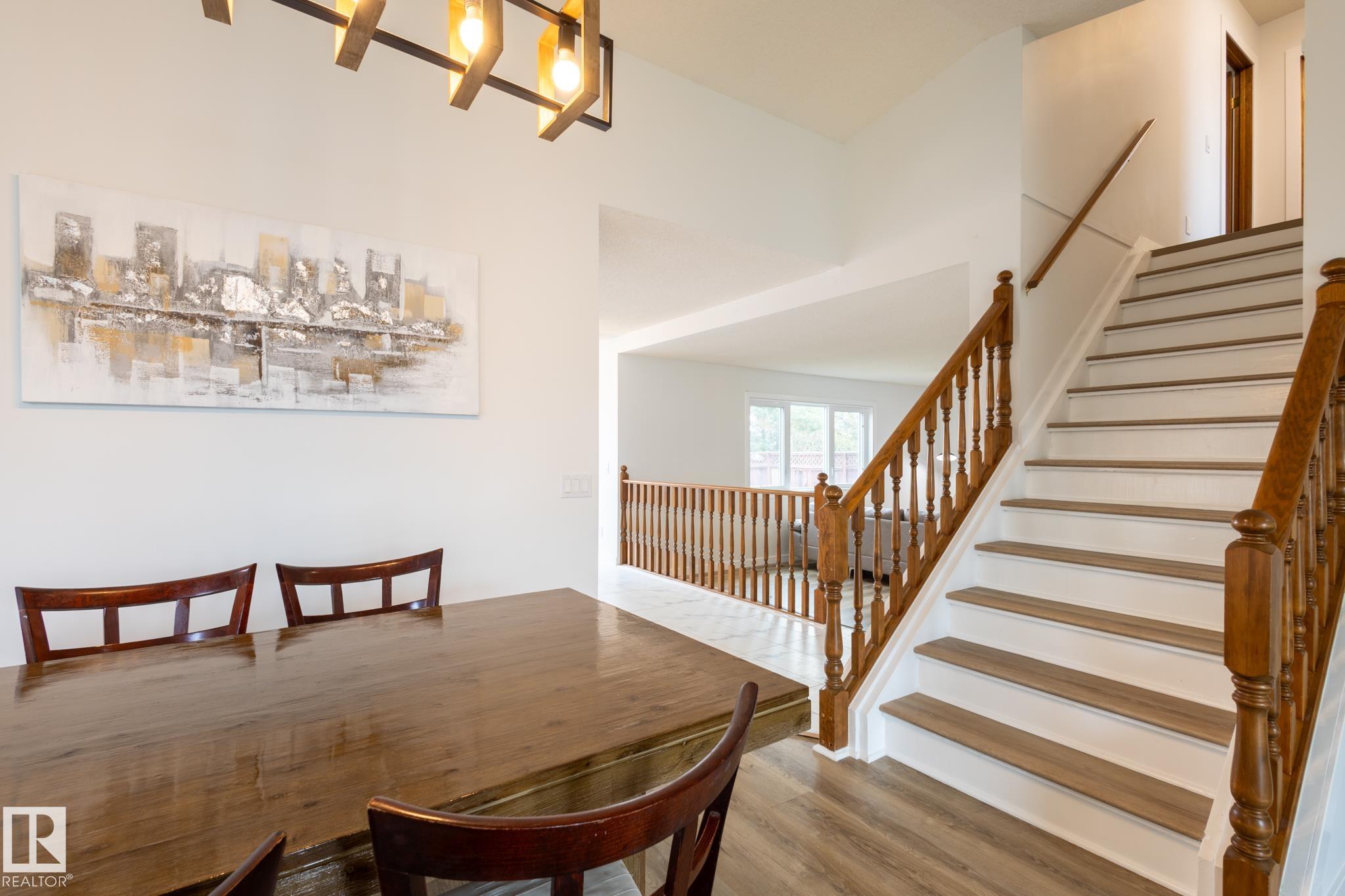 Photo 4 at 7640 158a Avenue NW, Mayliewan, Edmonton