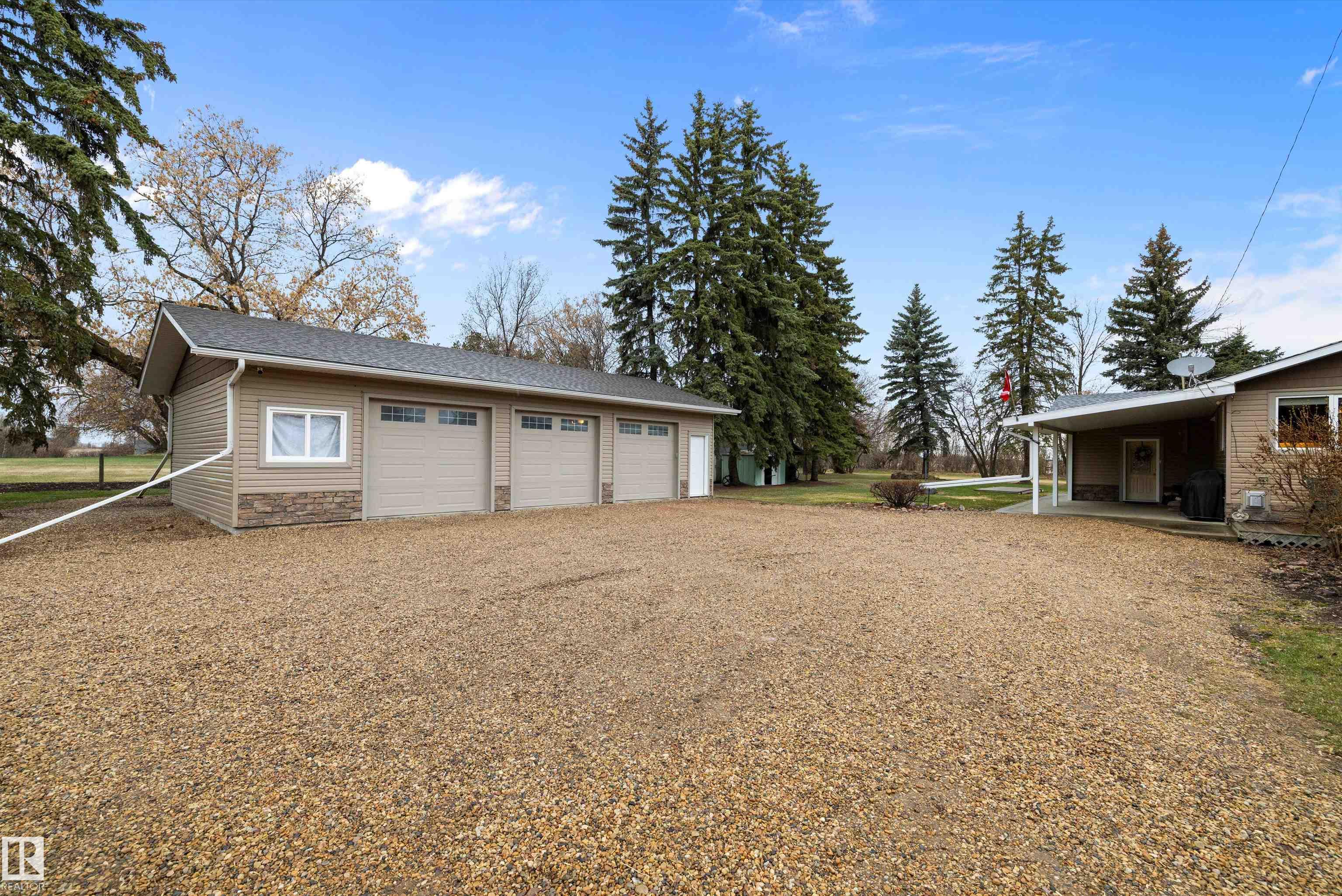 Photo 25 at 55518 & 55516 Rge Road 250, None, Rural Sturgeon County