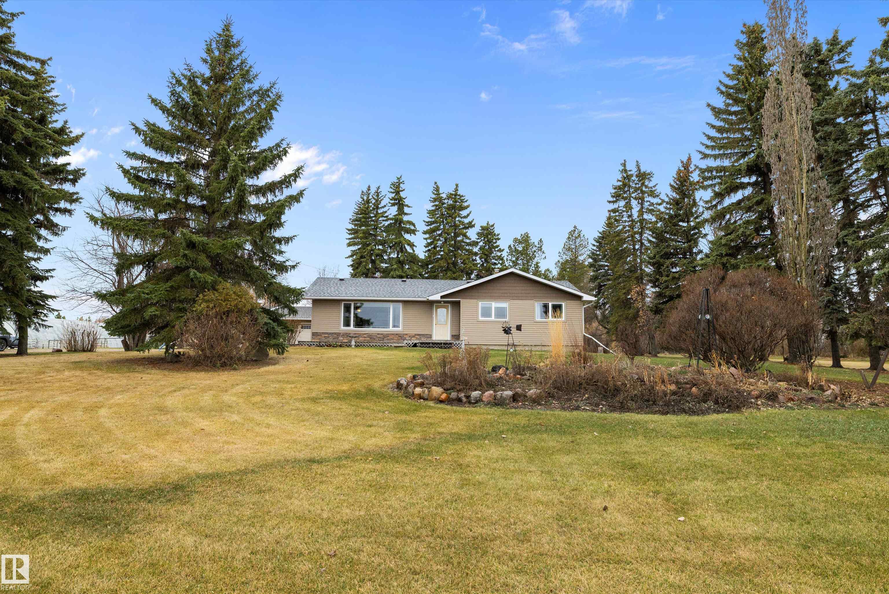Photo 6 at 55518 & 55516 Rge Road 250, None, Rural Sturgeon County