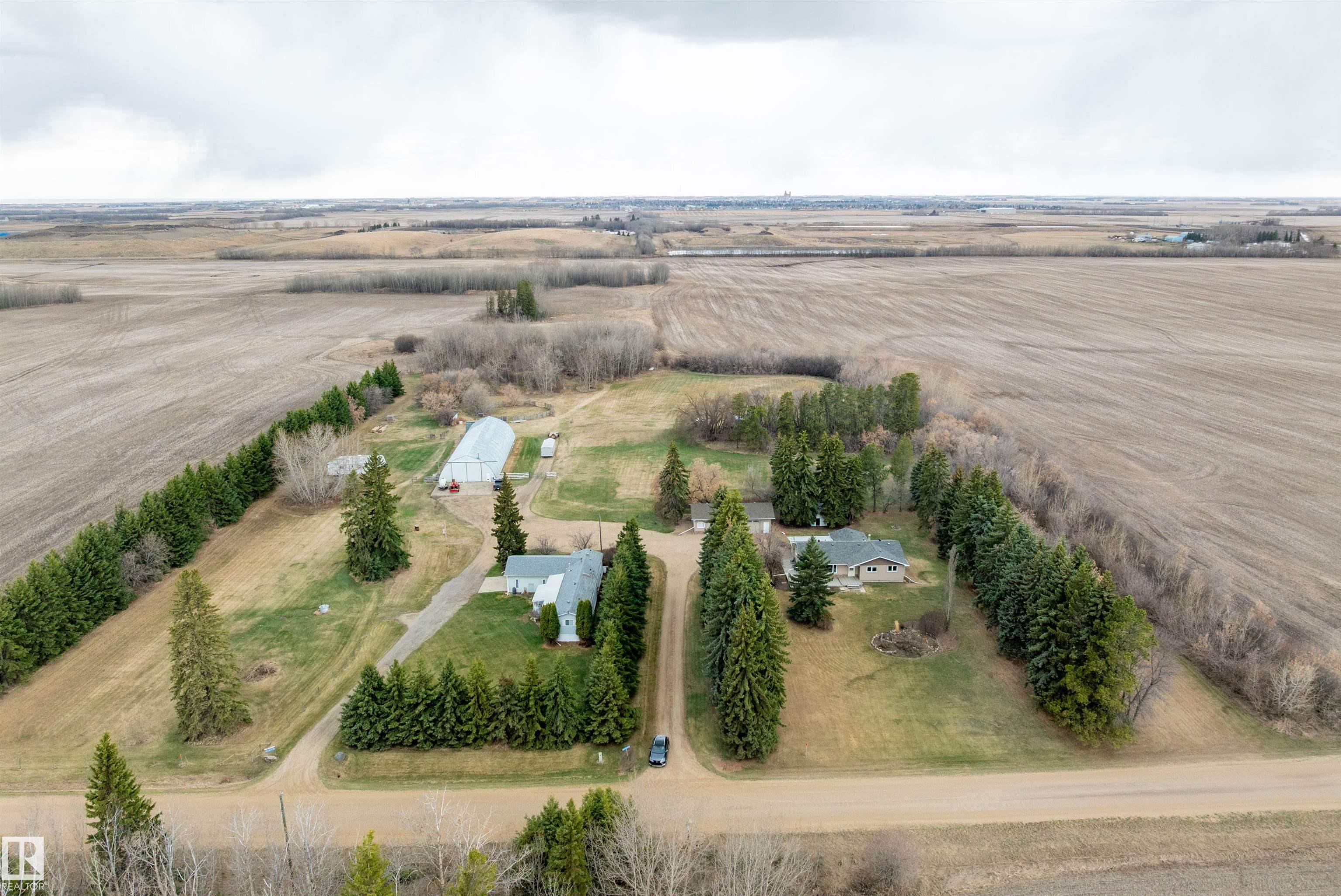 Photo 7 at 55518 & 55516 Rge Road 250, None, Rural Sturgeon County
