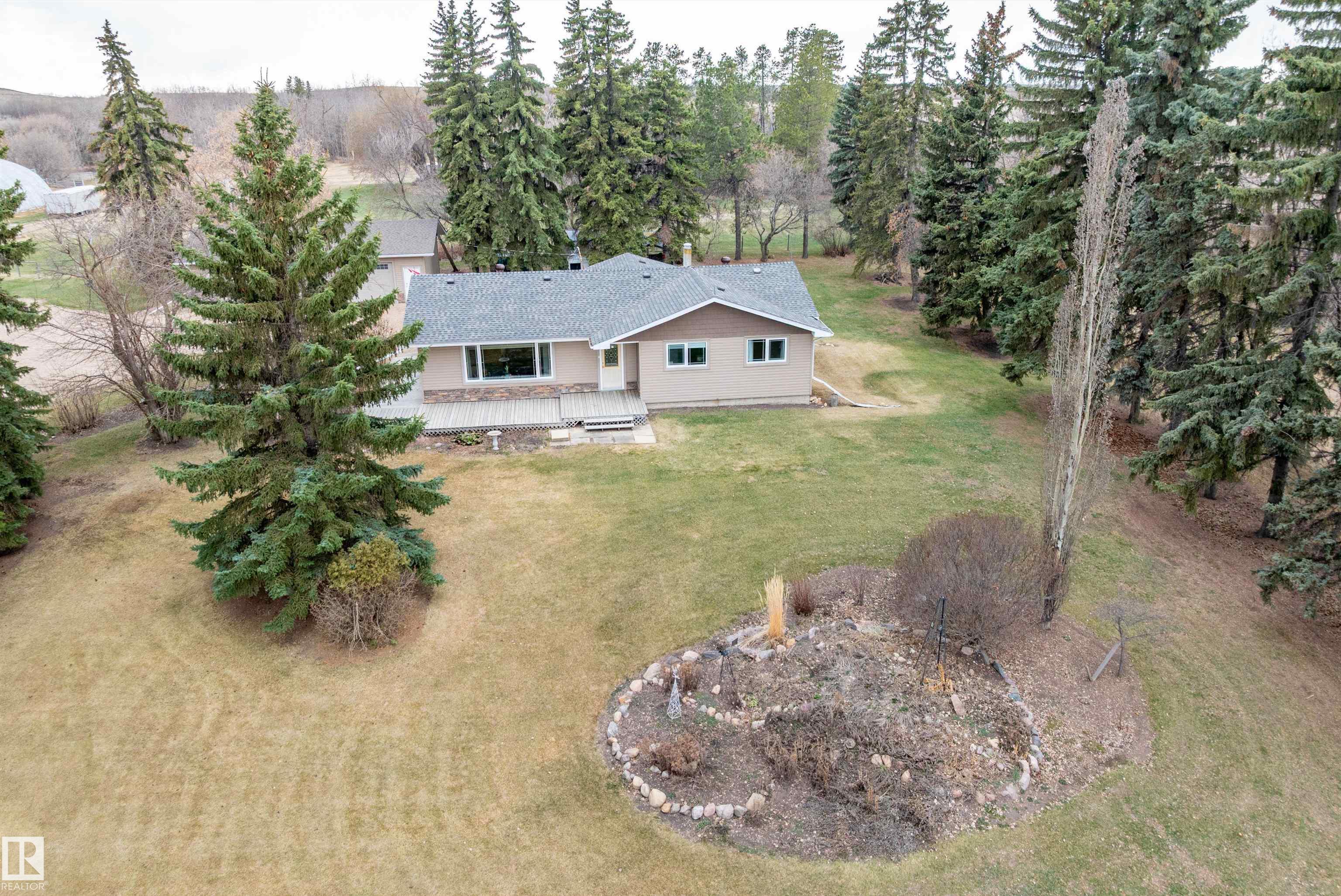 Photo 73 at 55518 & 55516 Rge Road 250, None, Rural Sturgeon County