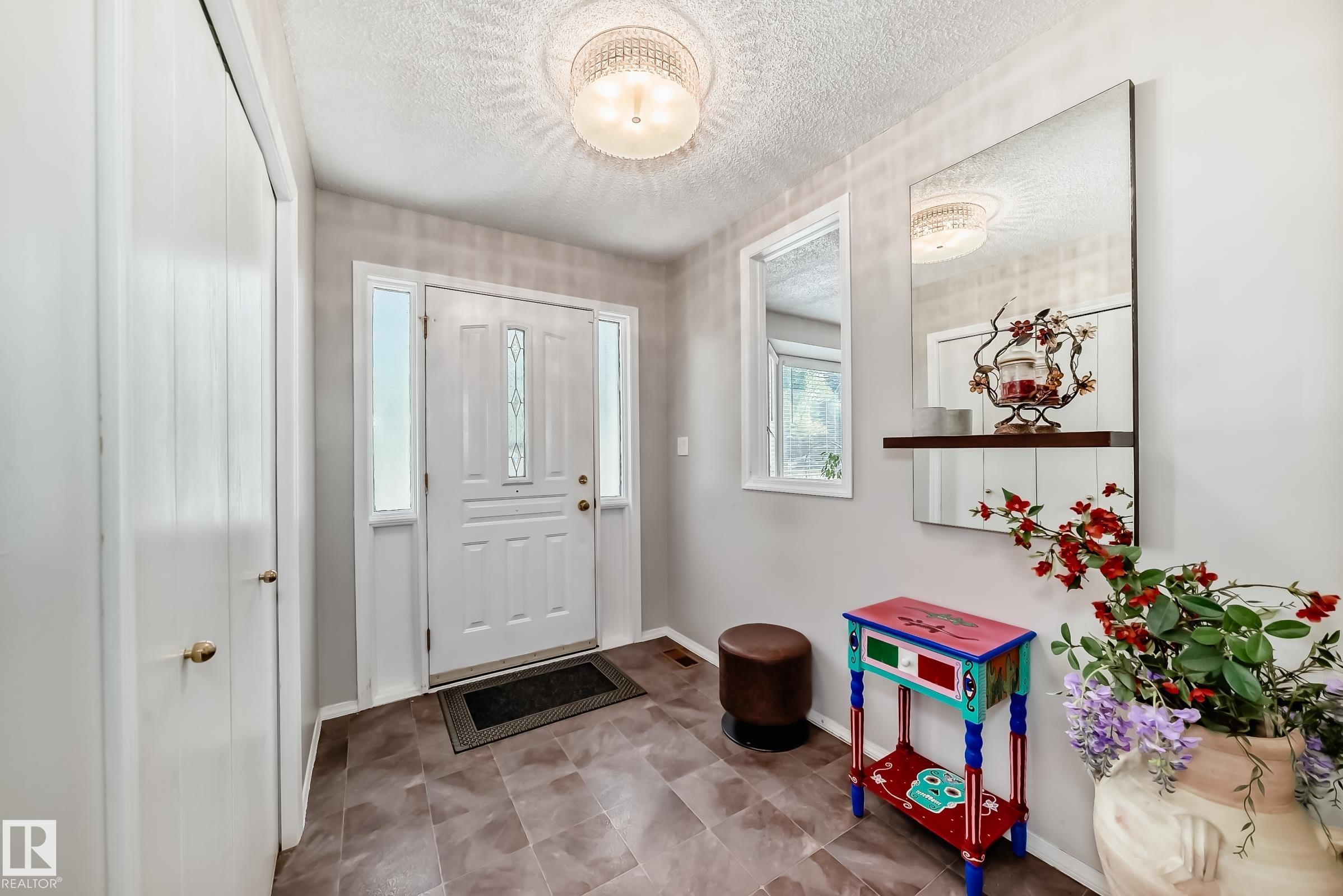 Photo 8 at 9012 142 Street NW, Parkview, Edmonton