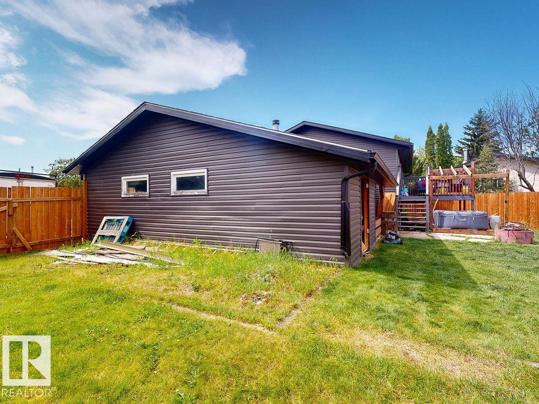 Photo 16 at 12 Garden Valley Drive, Southridge, Stony Plain