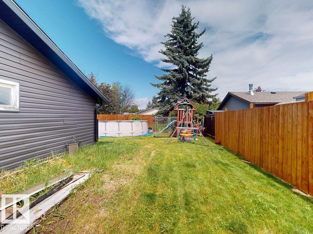 Photo 17 at 12 Garden Valley Drive, Southridge, Stony Plain