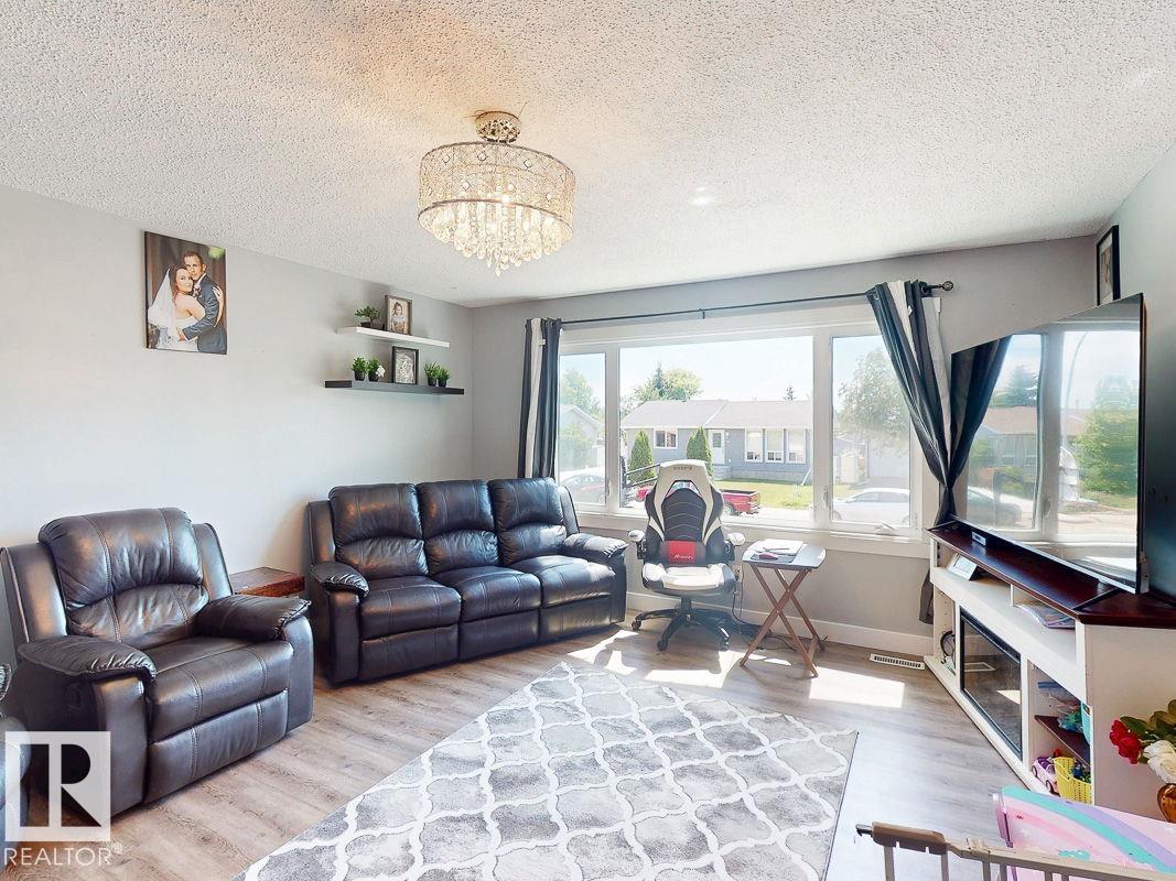 Photo 23 at 12 Garden Valley Drive, Southridge, Stony Plain
