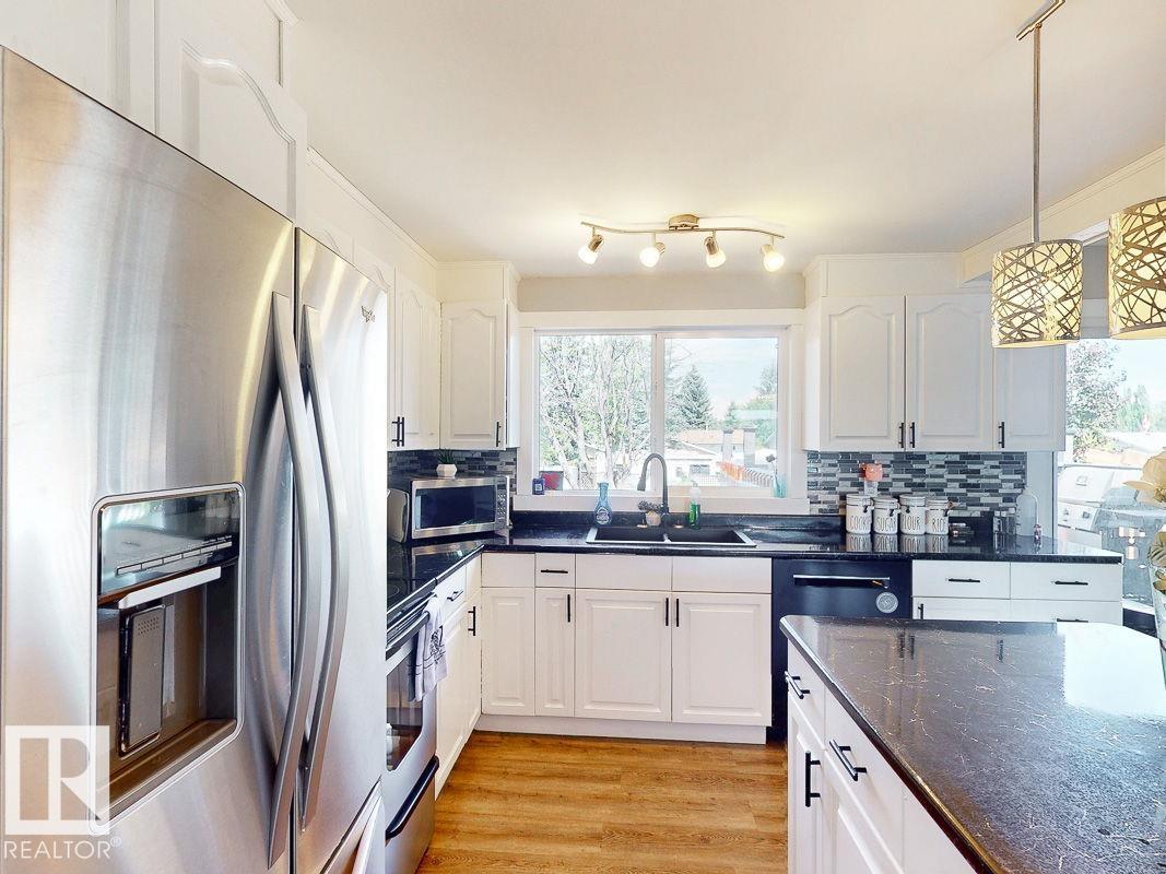 Photo 29 at 12 Garden Valley Drive, Southridge, Stony Plain