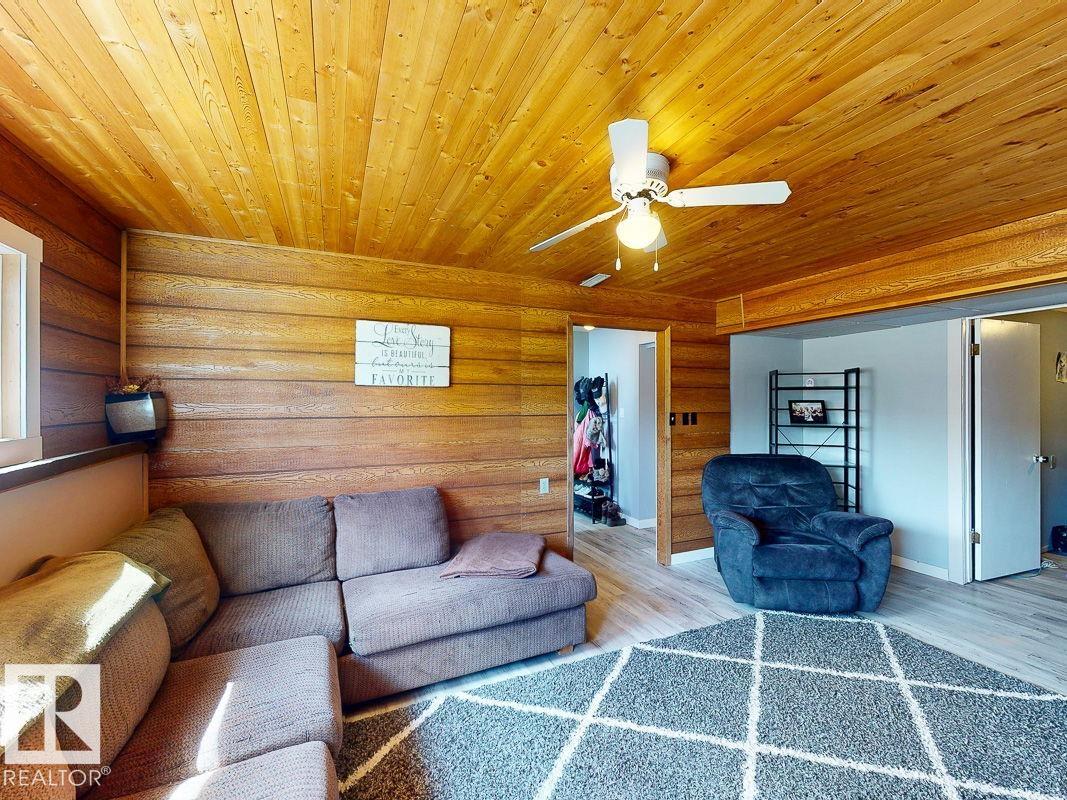 Photo 47 at 12 Garden Valley Drive, Southridge, Stony Plain
