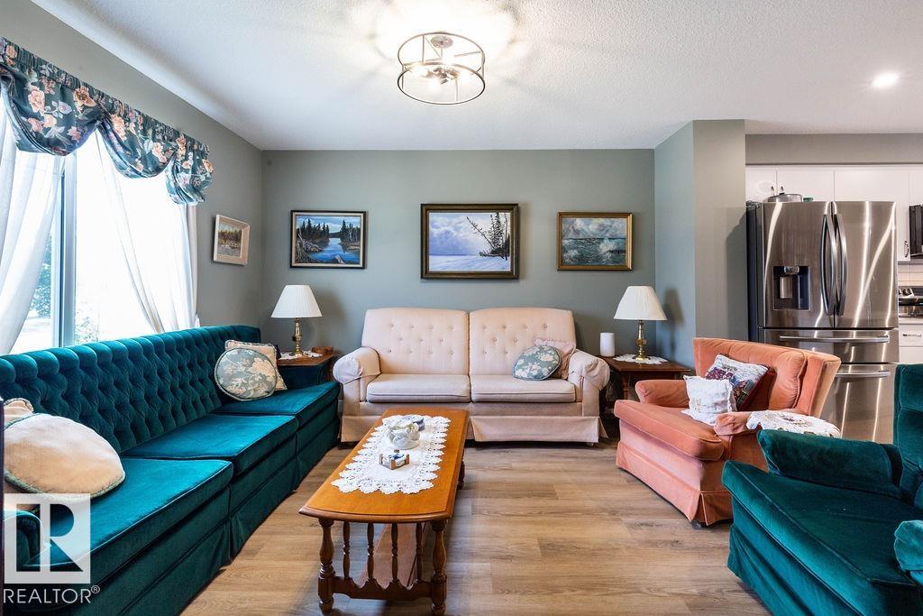 Photo 11 at 1537 Sandstone Boulevard, Summerwood, Sherwood Park