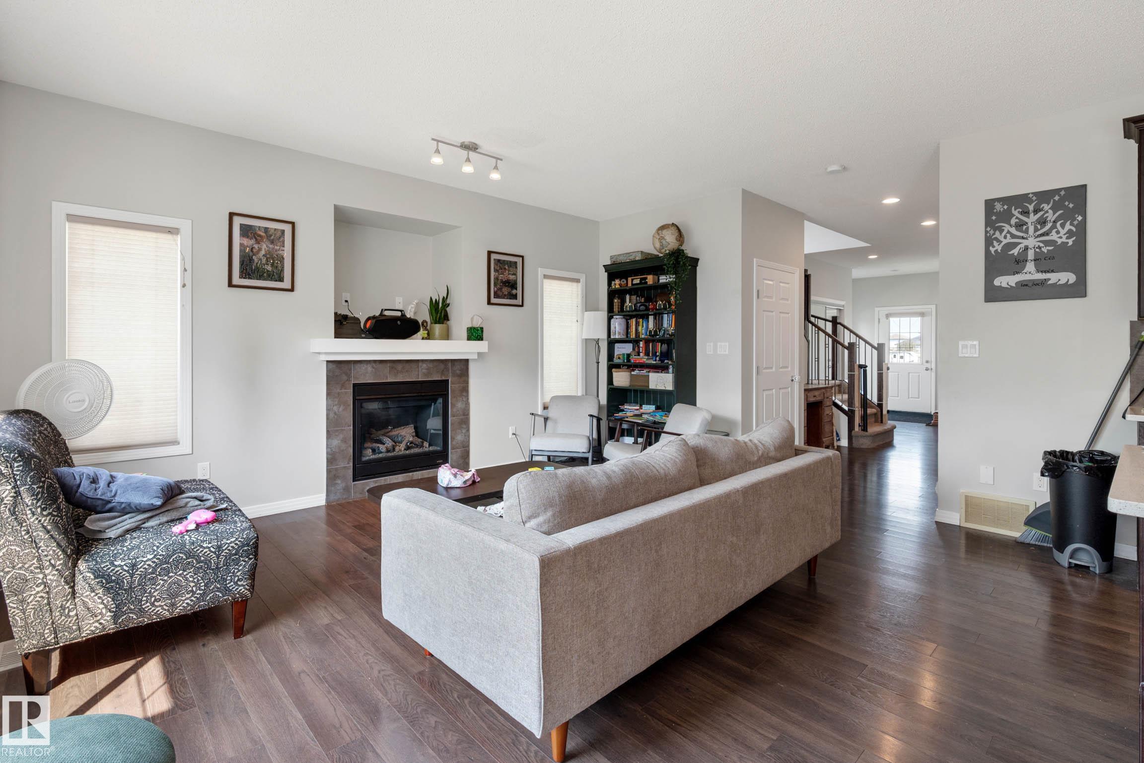 Photo 9 at 379 Reynalds Court, Robinson, Leduc