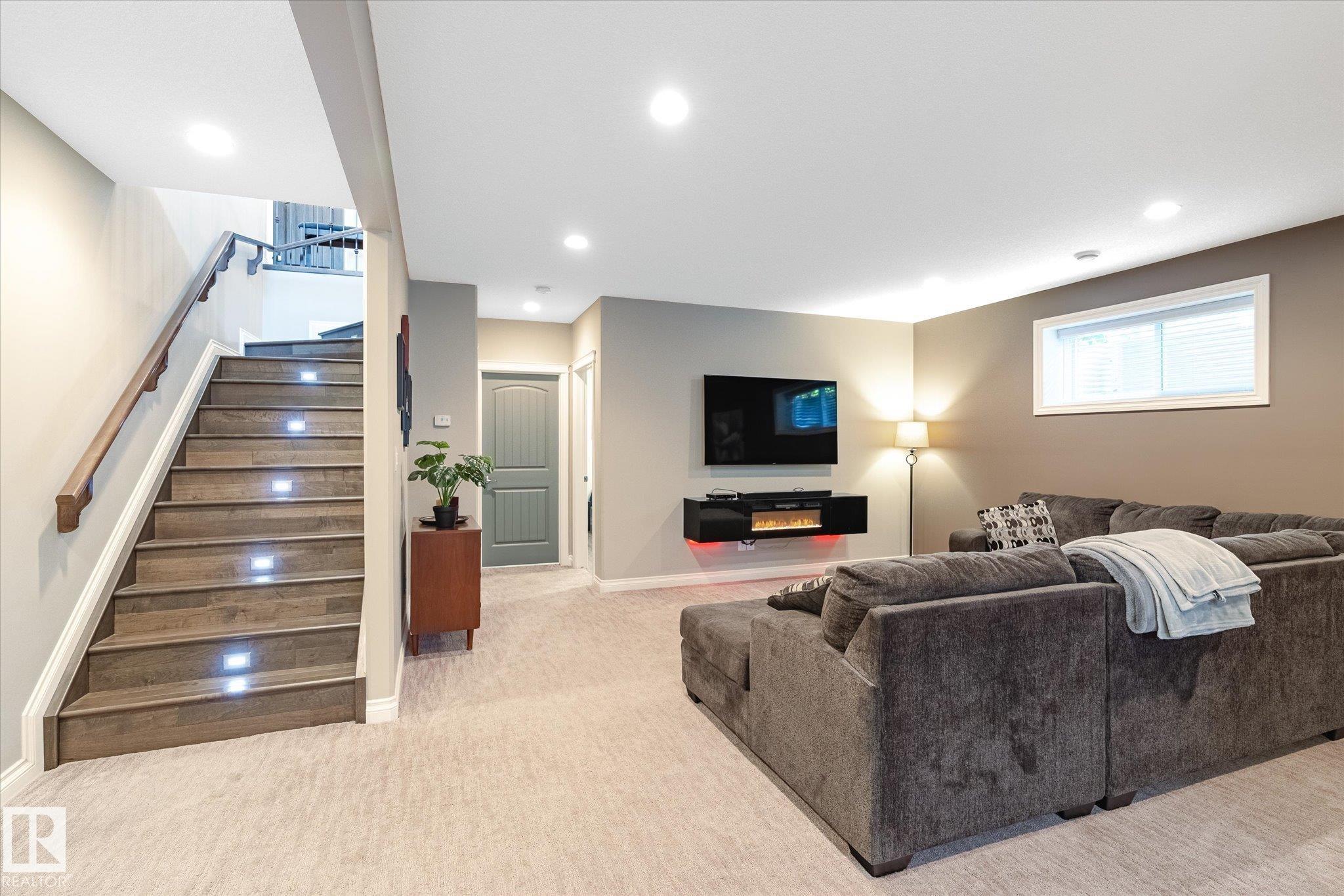 Photo 26 at 1 Lincoln Gate, Stoneshire, Spruce Grove