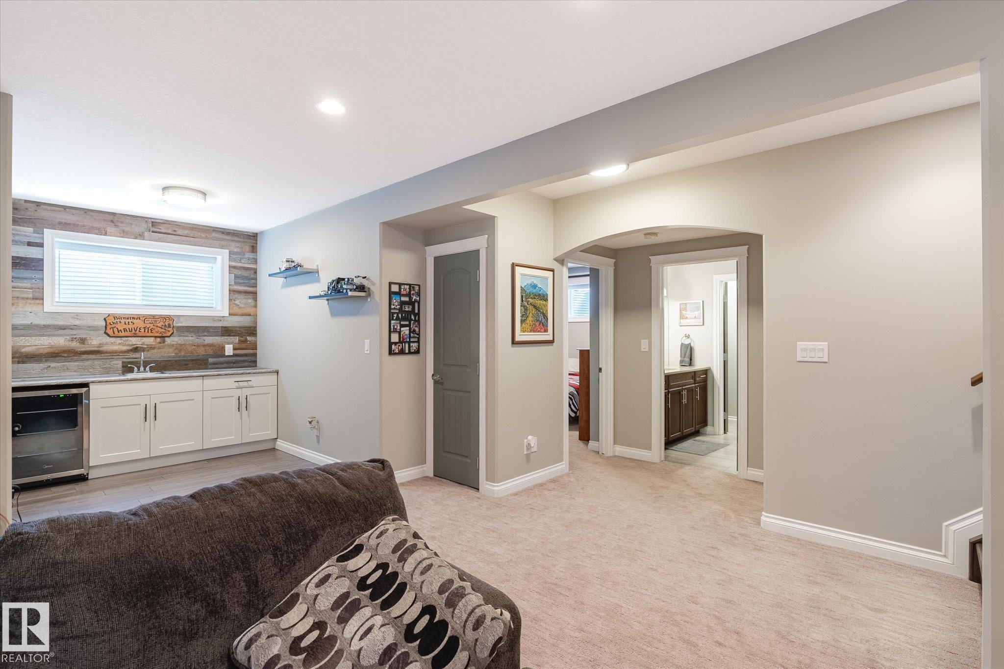 Photo 29 at 1 Lincoln Gate, Stoneshire, Spruce Grove