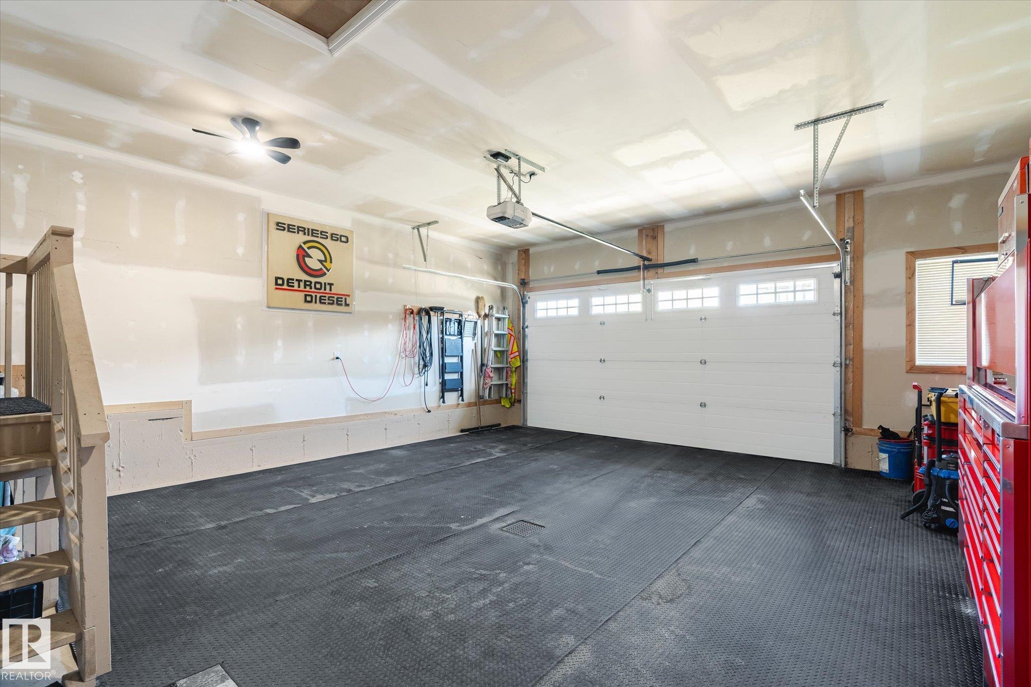Photo 36 at 1 Lincoln Gate, Stoneshire, Spruce Grove