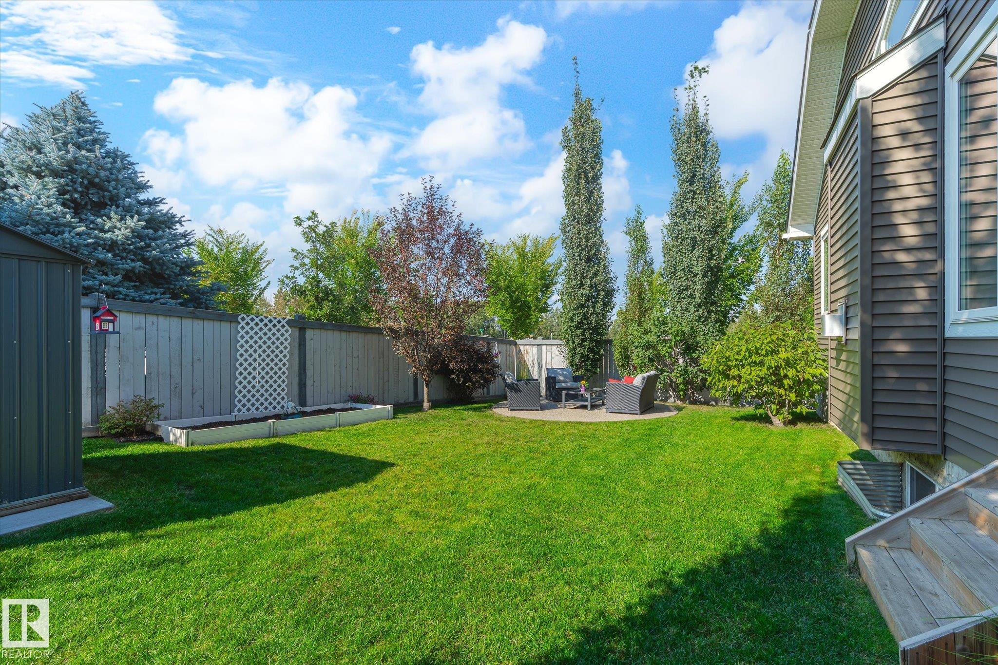 Photo 41 at 1 Lincoln Gate, Stoneshire, Spruce Grove