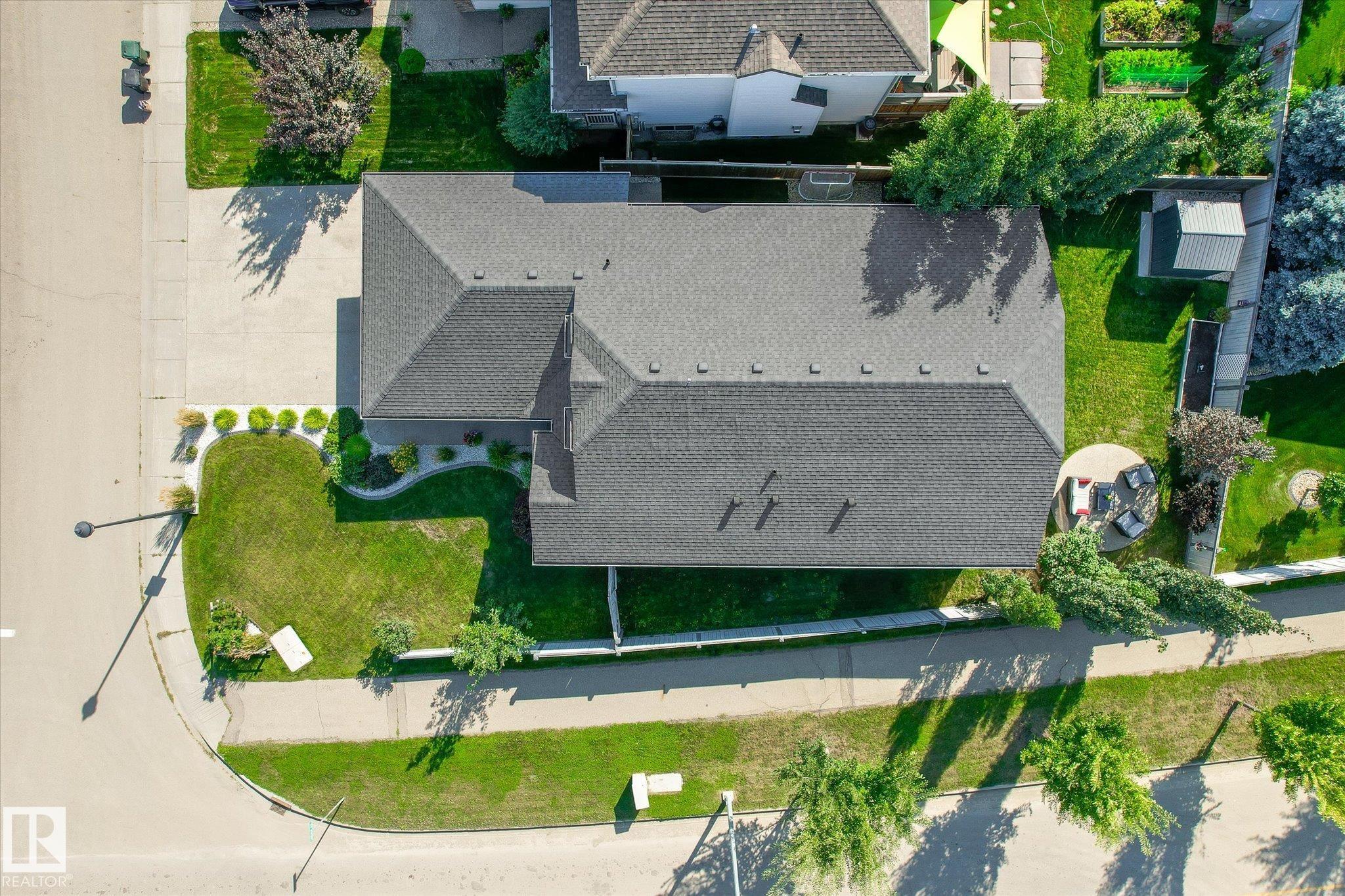 Photo 49 at 1 Lincoln Gate, Stoneshire, Spruce Grove