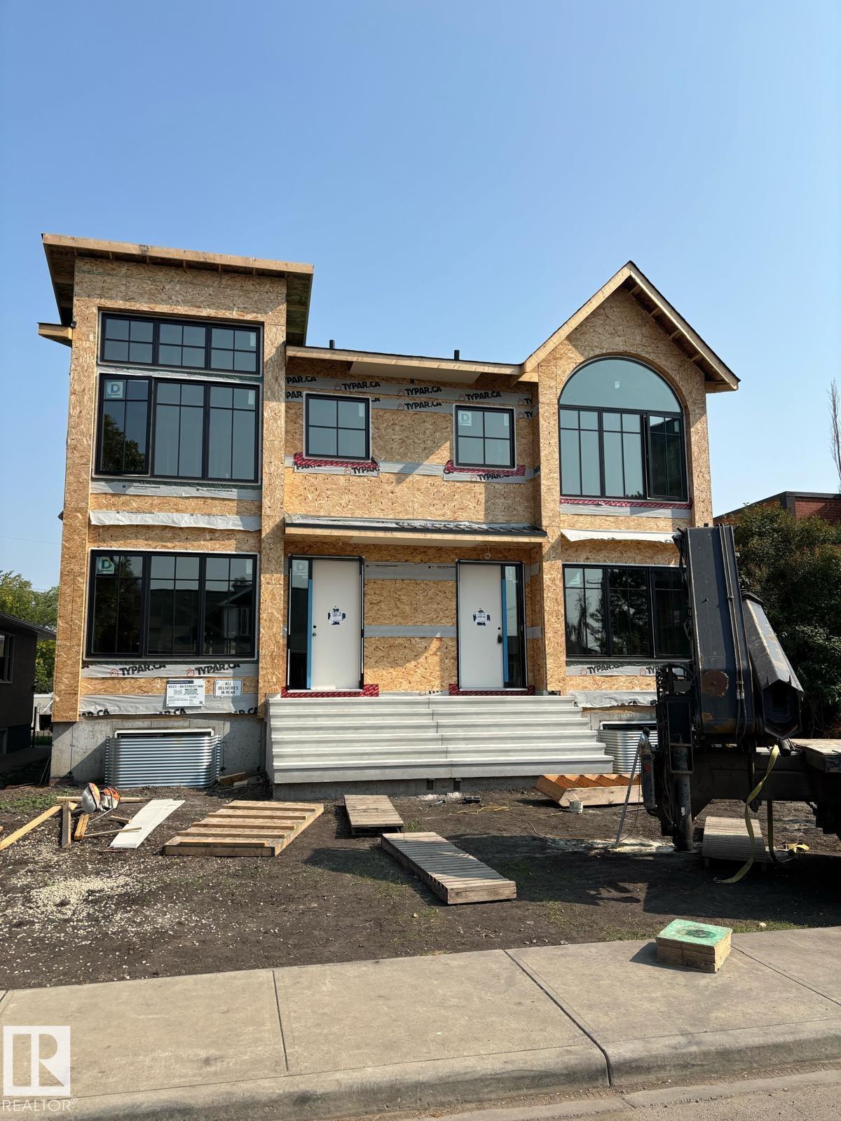 9523 86 Street NW, Strathearn, Edmonton 