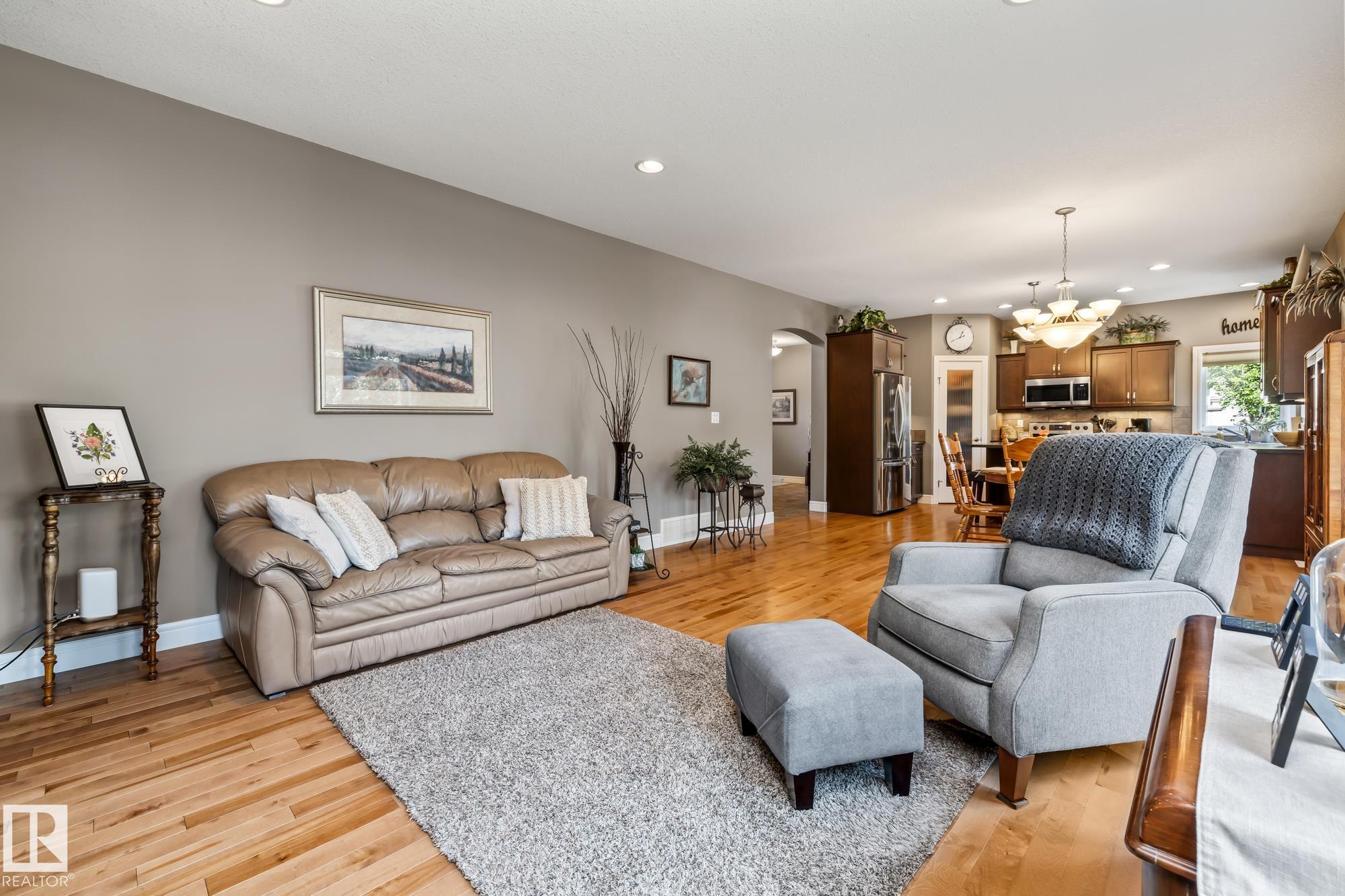 Photo 12 at 39 Hillside Terrace, South Fort, Fort Saskatchewan