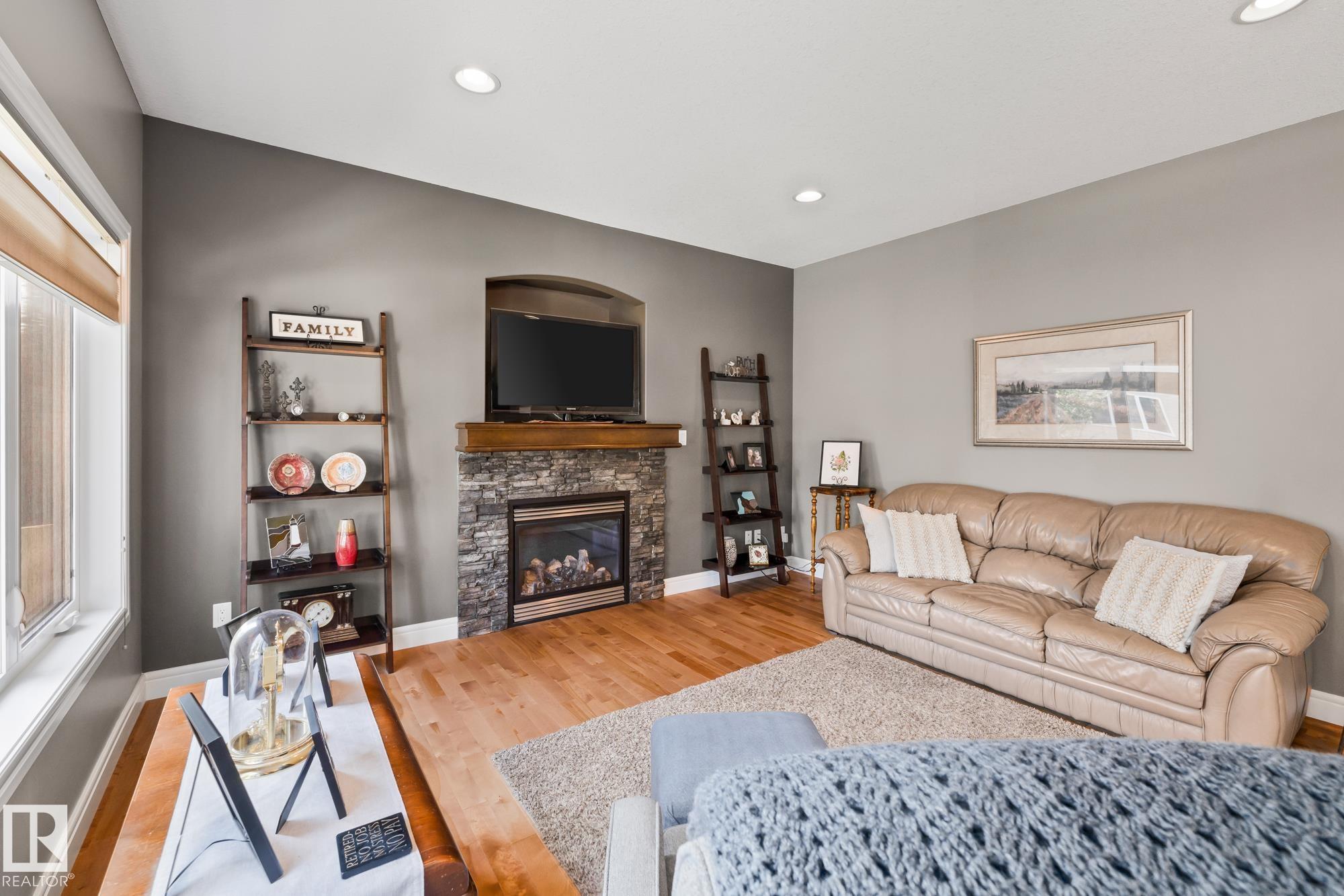 Photo 10 at 39 Hillside Terrace, South Fort, Fort Saskatchewan