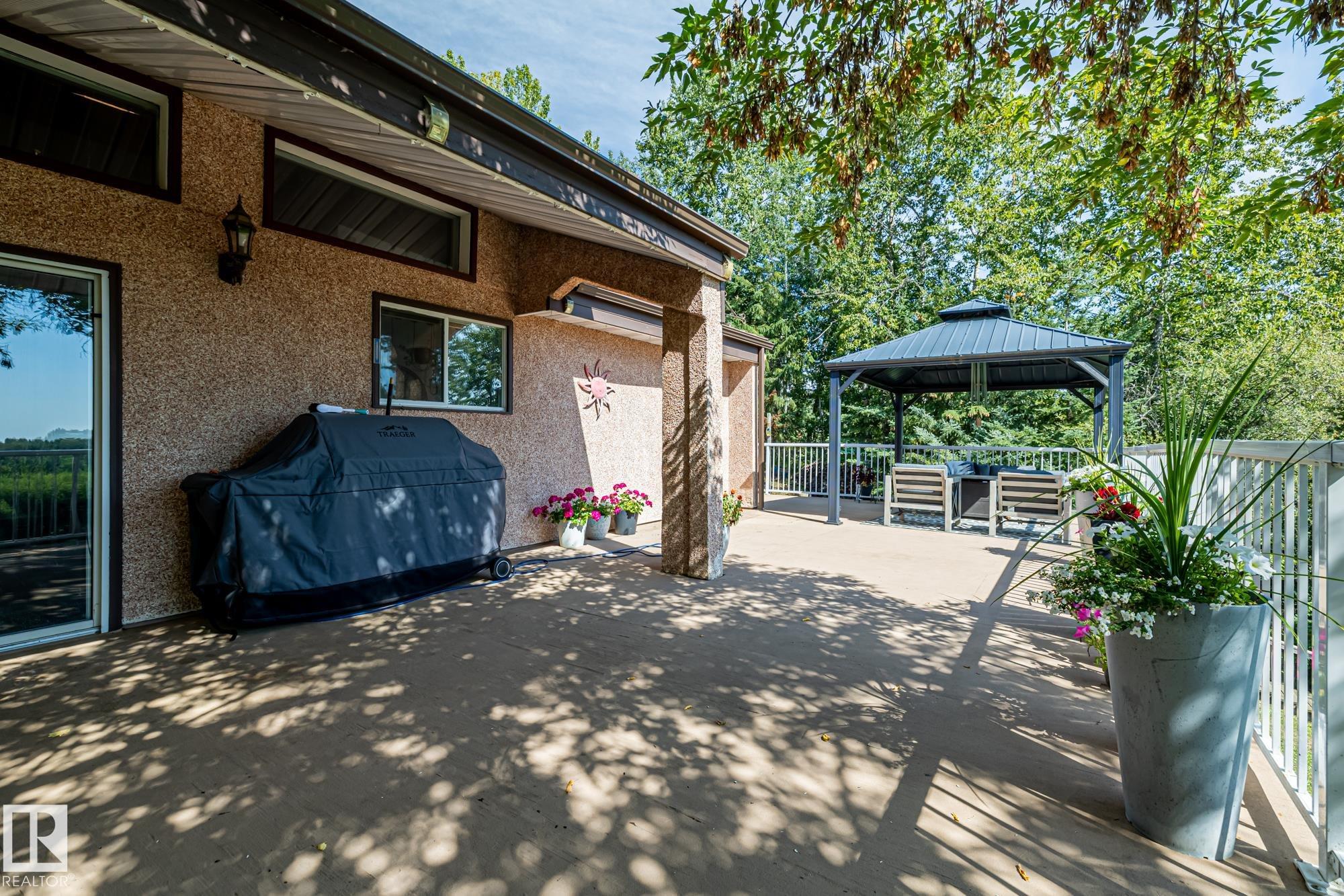 Photo 25 at 19 - 53117 Rge Road 14, Valaspen Place, Rural Parkland County