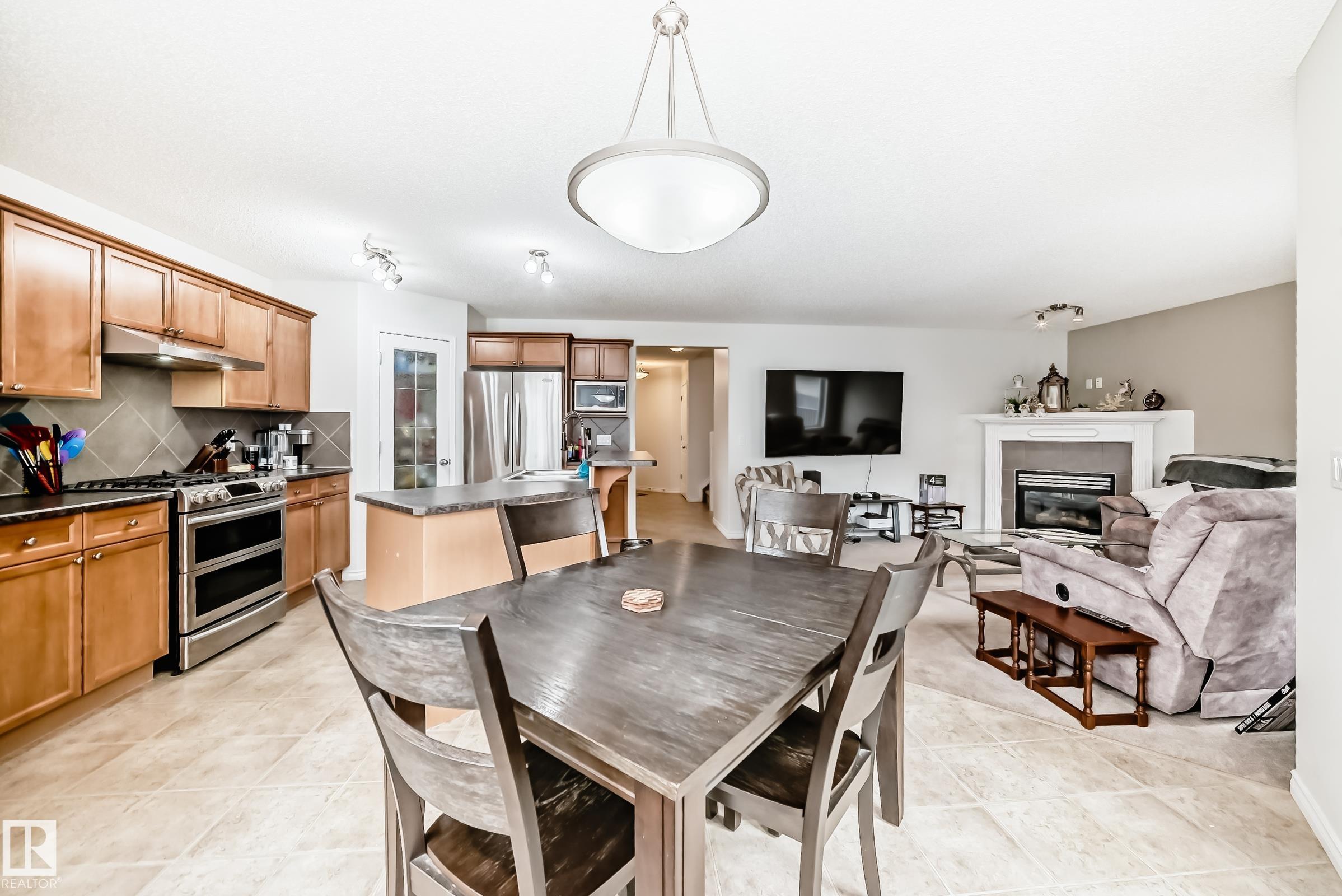 Photo 24 at 600 Foxboro Loop, Foxboro, Sherwood Park