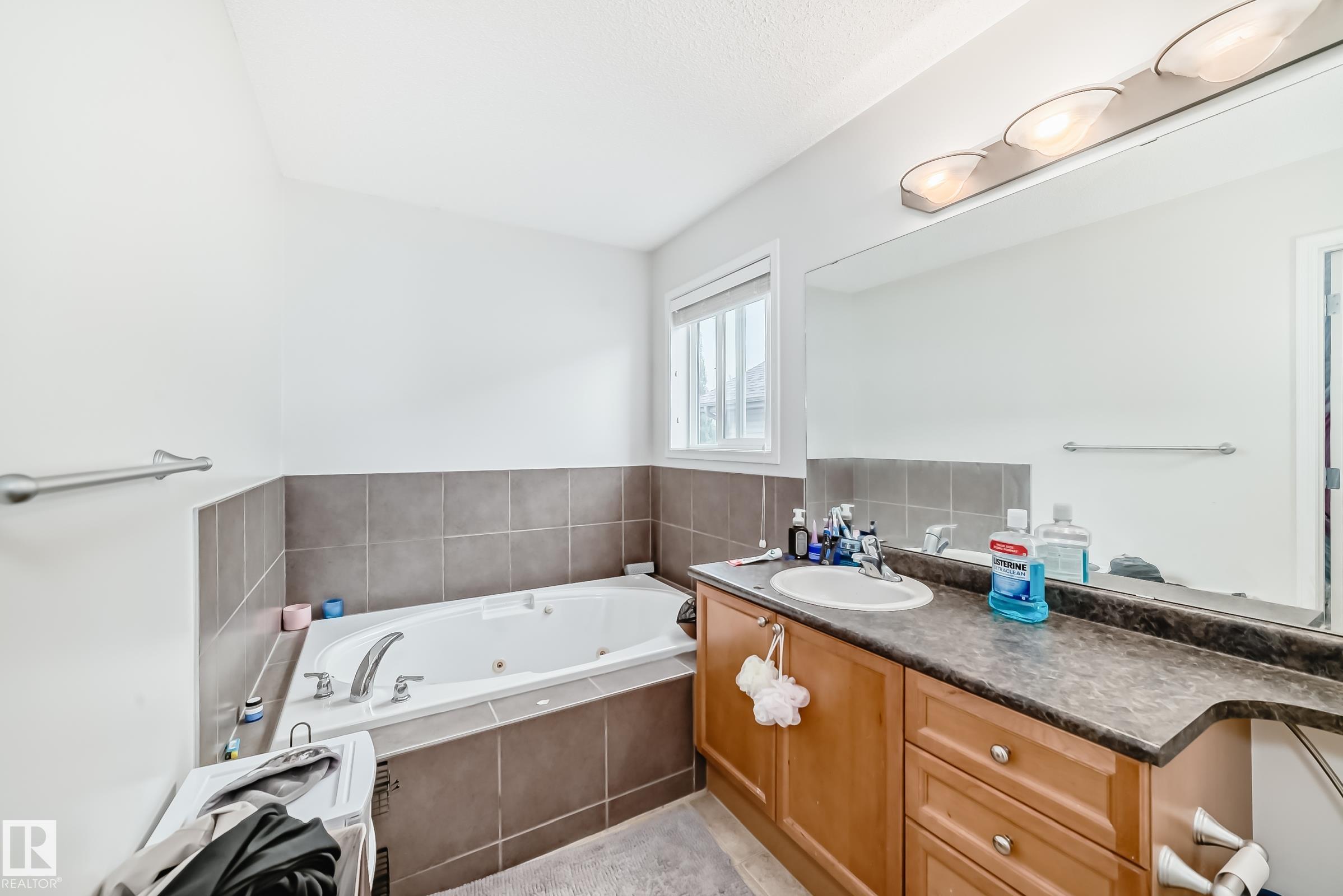 Photo 38 at 600 Foxboro Loop, Foxboro, Sherwood Park