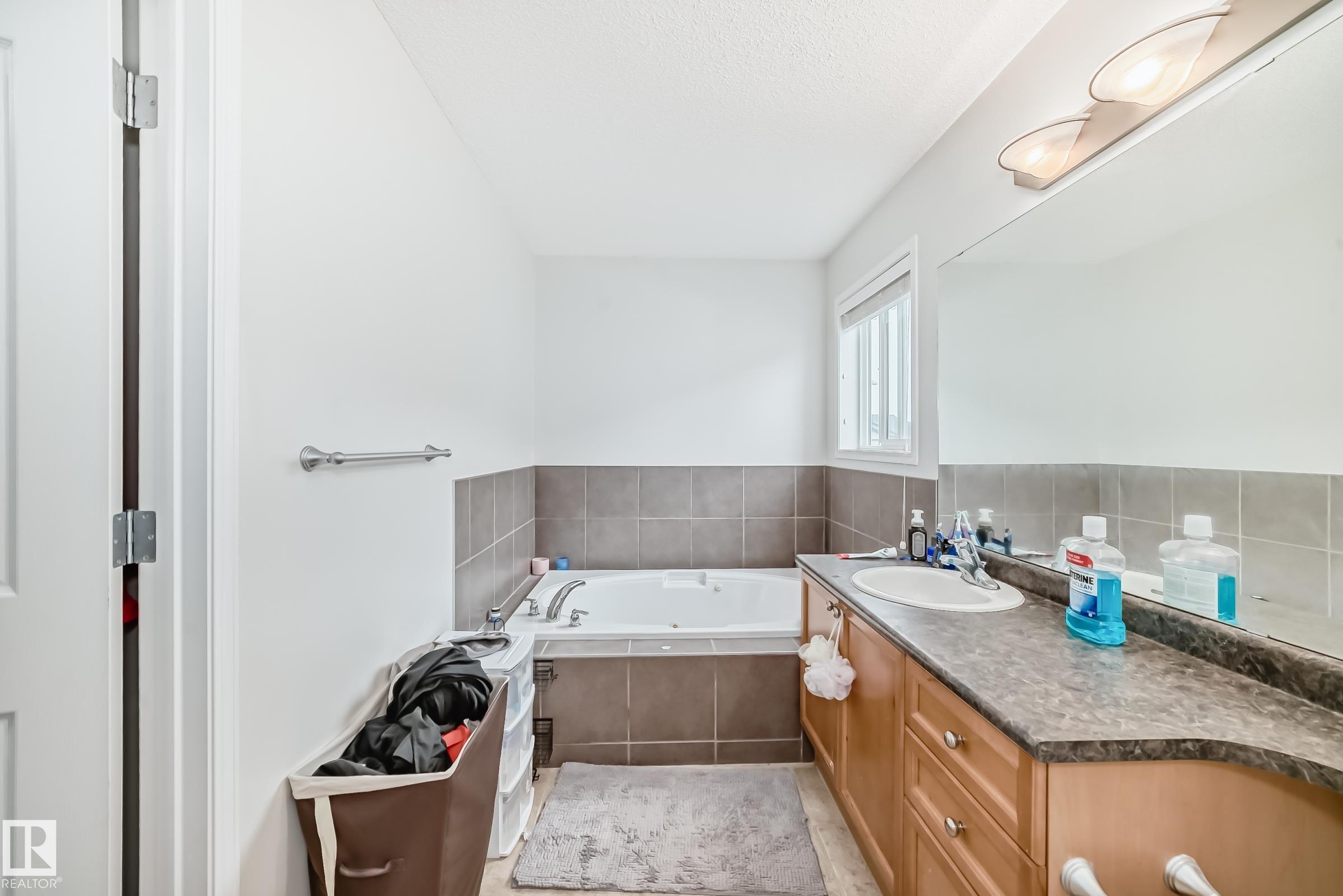 Photo 39 at 600 Foxboro Loop, Foxboro, Sherwood Park