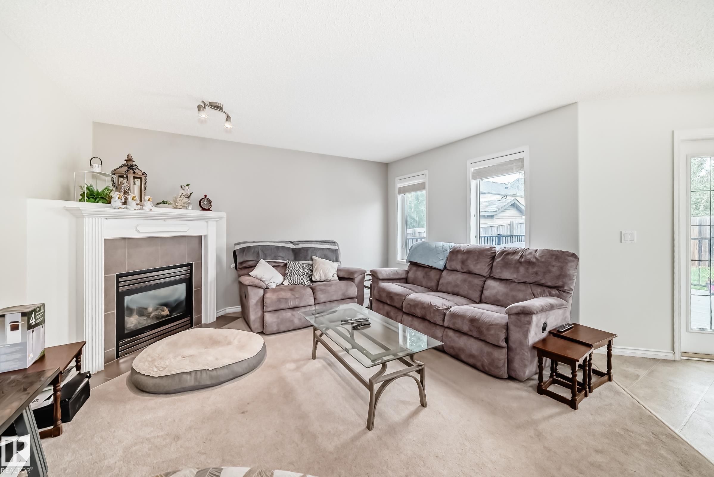Photo 8 at 600 Foxboro Loop, Foxboro, Sherwood Park