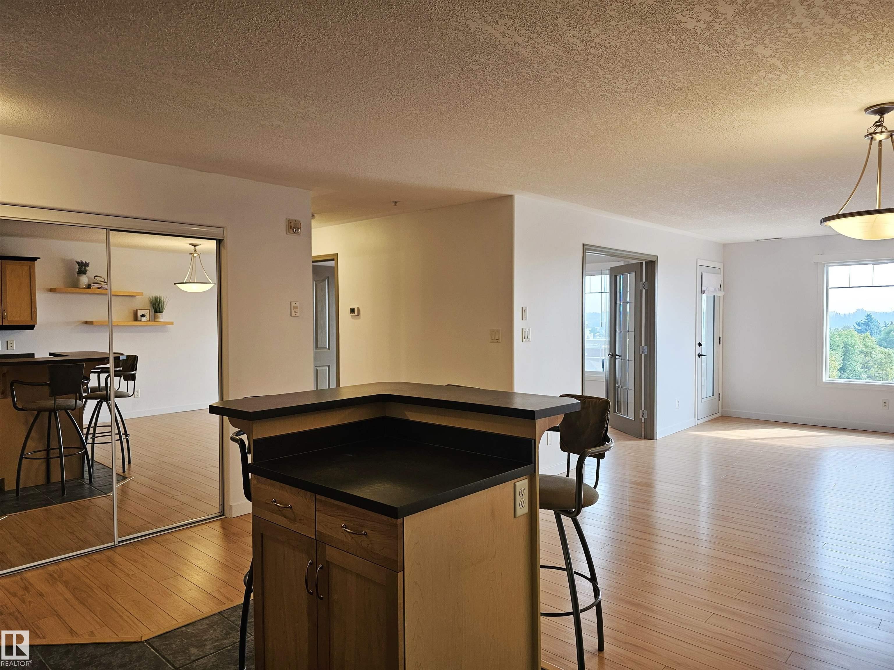 Photo 12 at 429 - 78A Mckenney Avenue, Mission, St. Albert