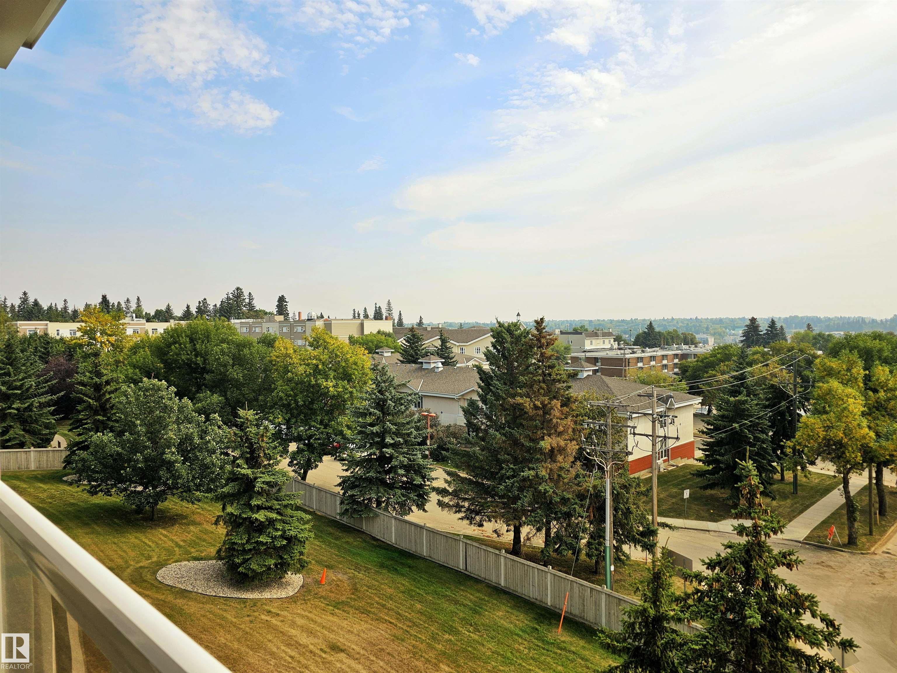 Photo 3 at 429 - 78A Mckenney Avenue, Mission, St. Albert