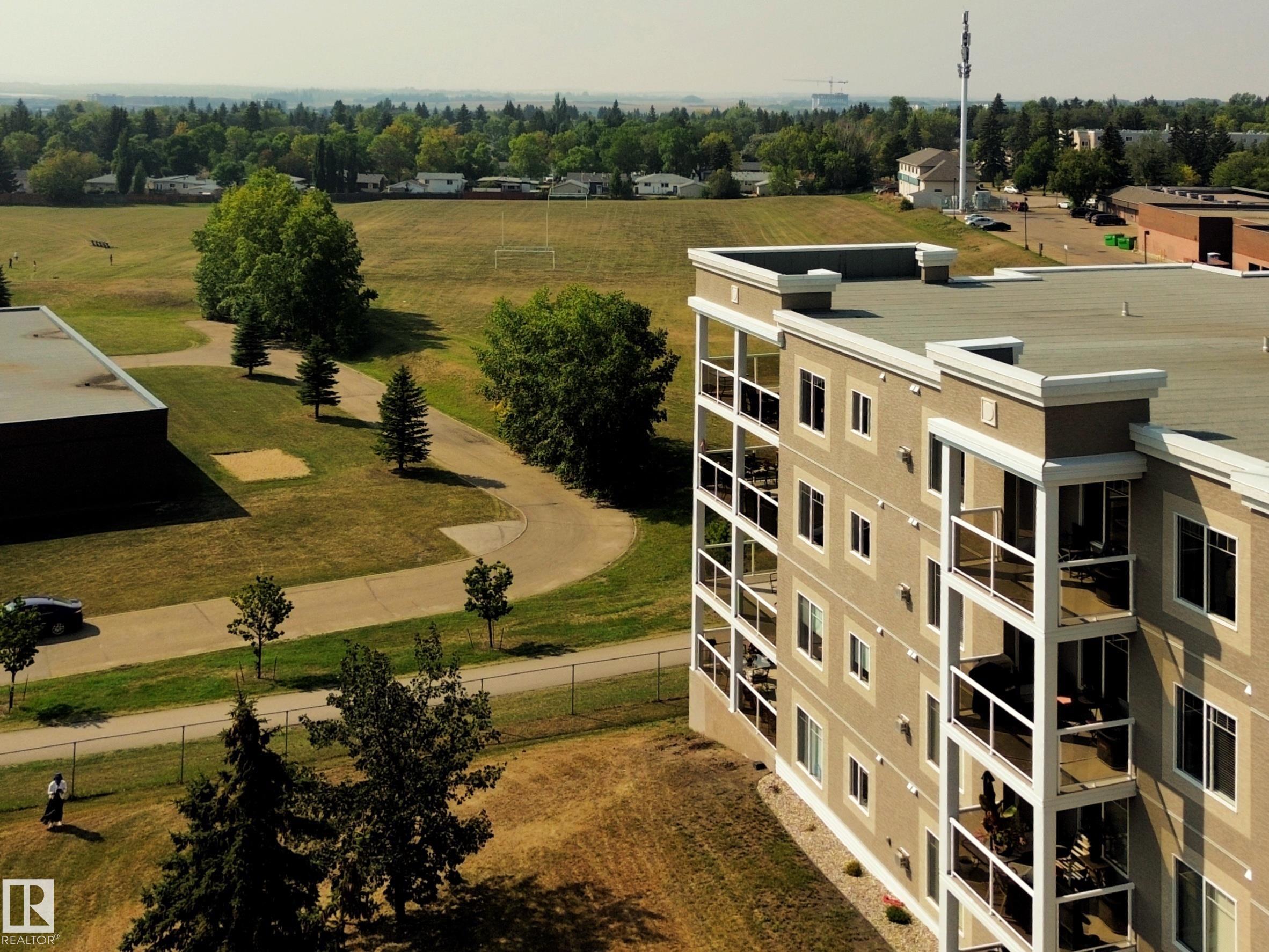 Photo 21 at 429 - 78A Mckenney Avenue, Mission, St. Albert