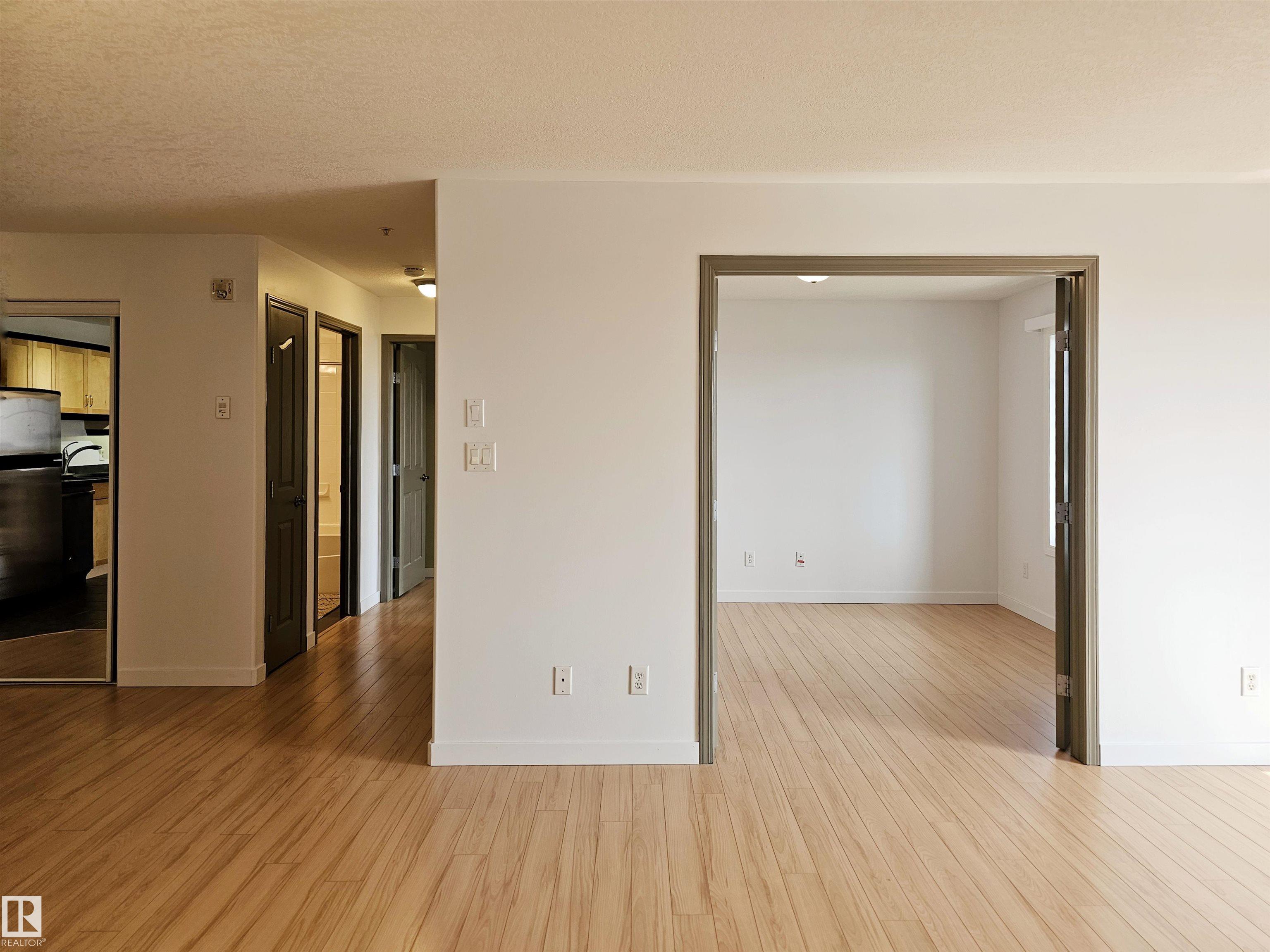 Photo 25 at 429 - 78A Mckenney Avenue, Mission, St. Albert