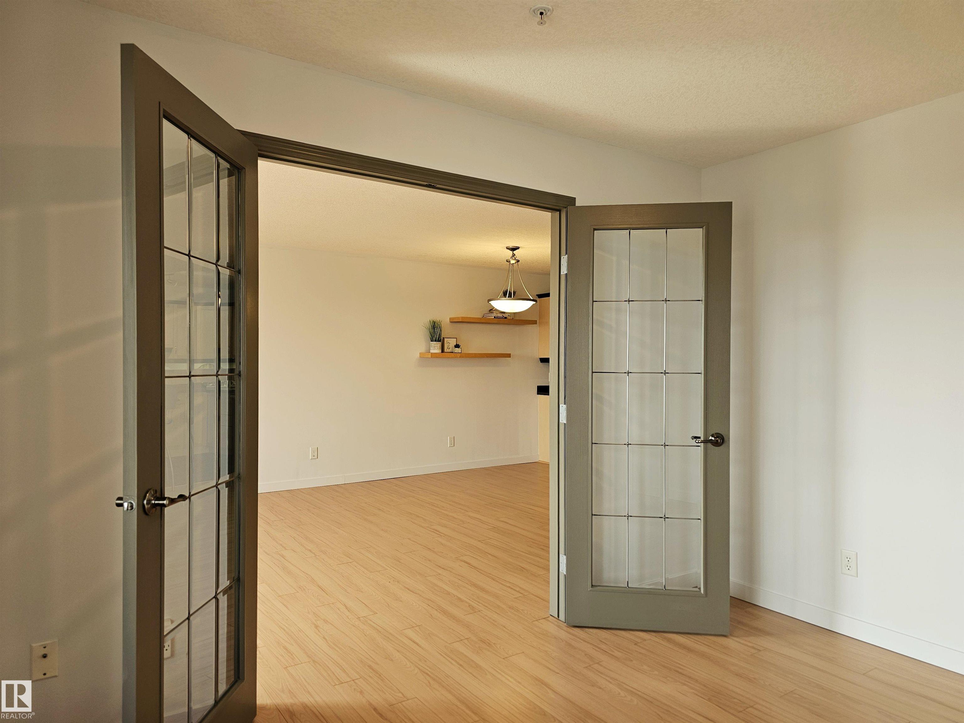 Photo 26 at 429 - 78A Mckenney Avenue, Mission, St. Albert