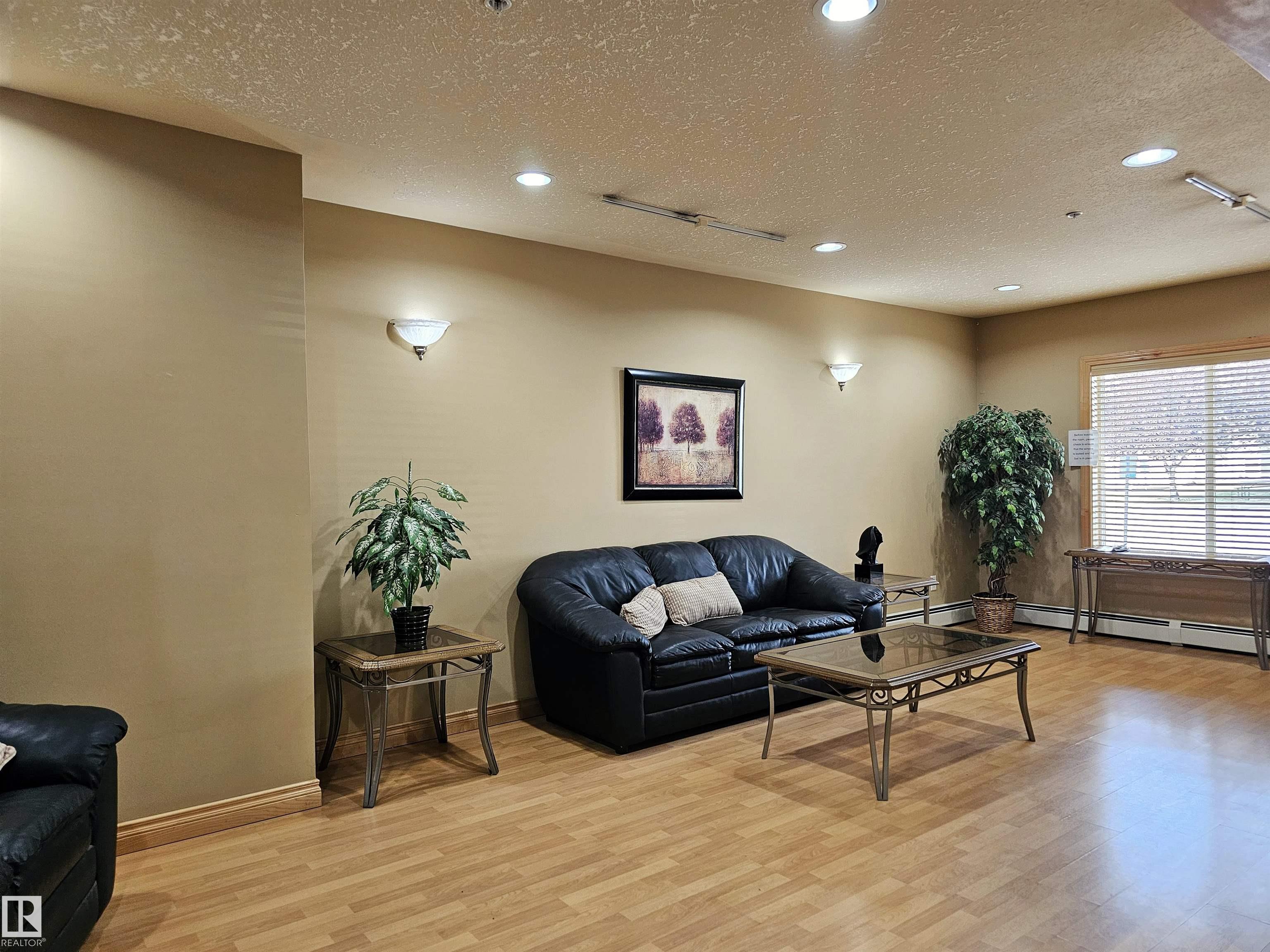 Photo 51 at 429 - 78A Mckenney Avenue, Mission, St. Albert