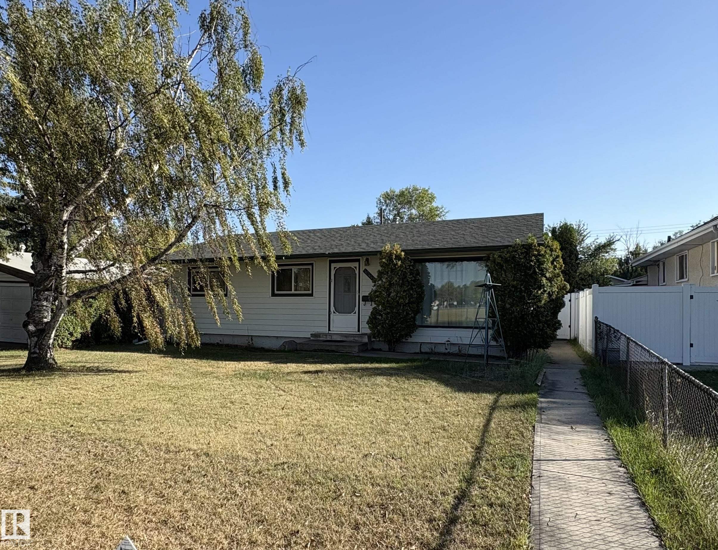 10443 129 Avenue NW, Lauderdale, Edmonton 