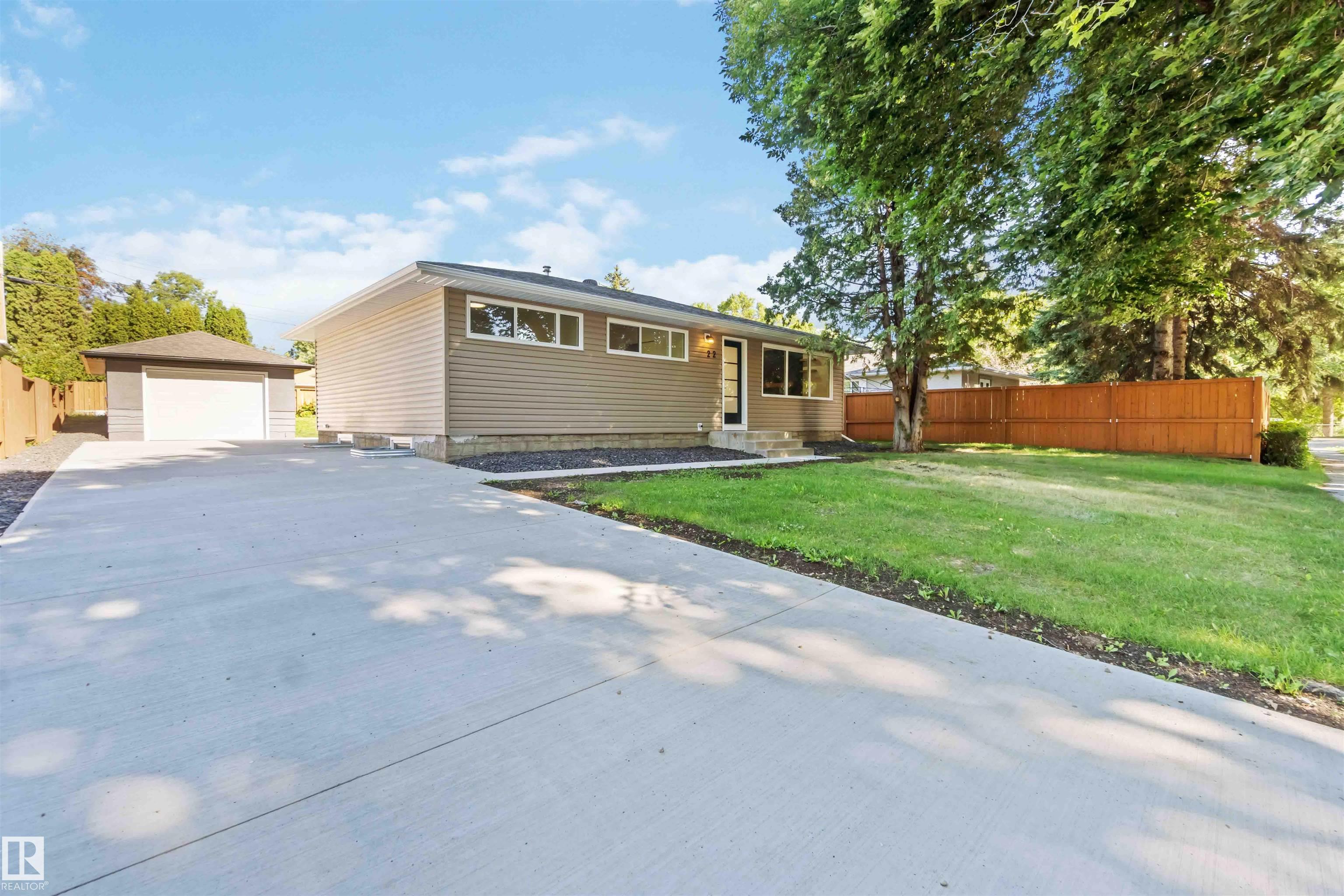 Photo 3 at 22 Sunnyside Crescent, Sturgeon Heights, St. Albert