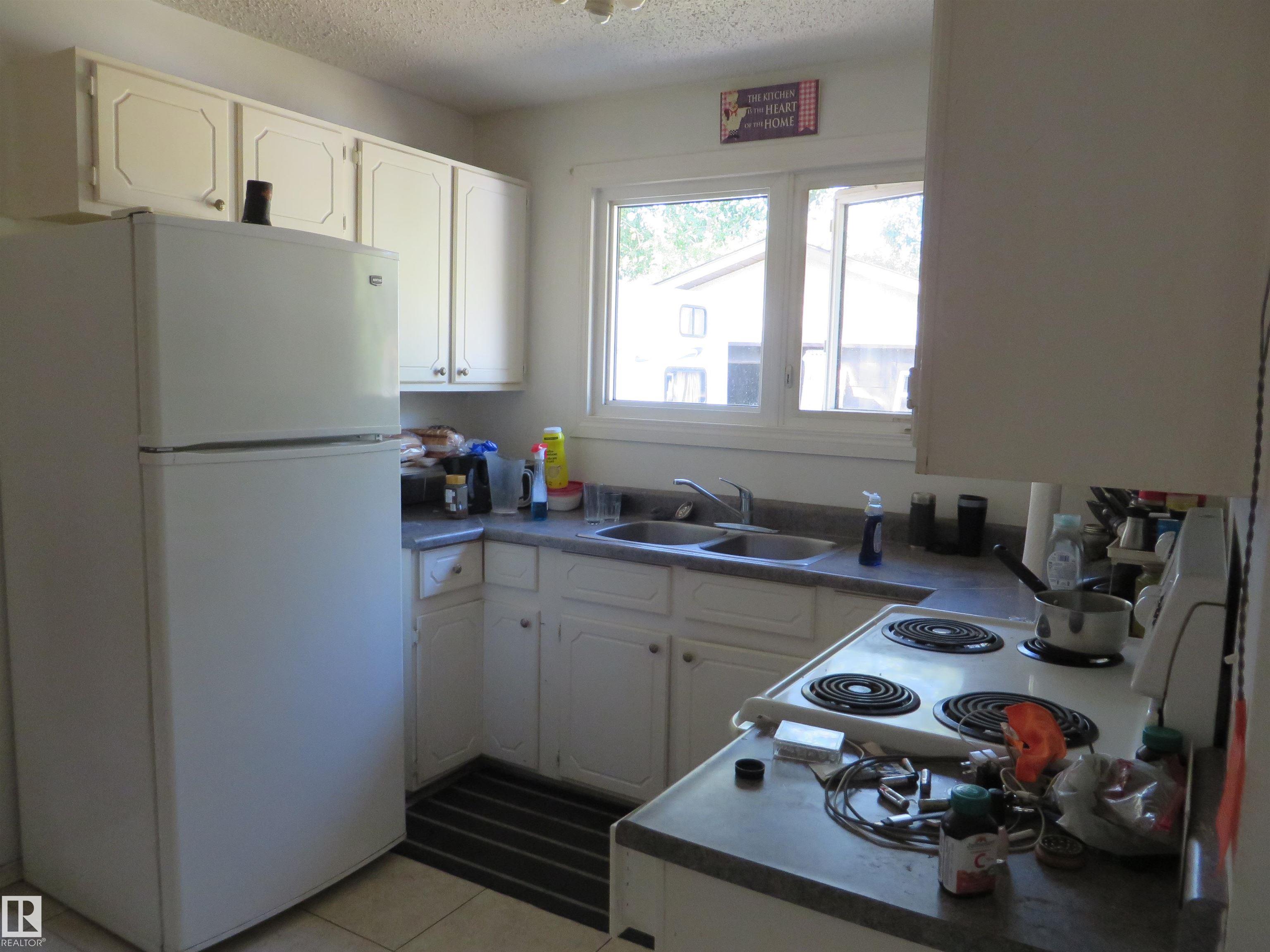 Photo 3 at 4010 37 Avenue, Caledonia, Leduc