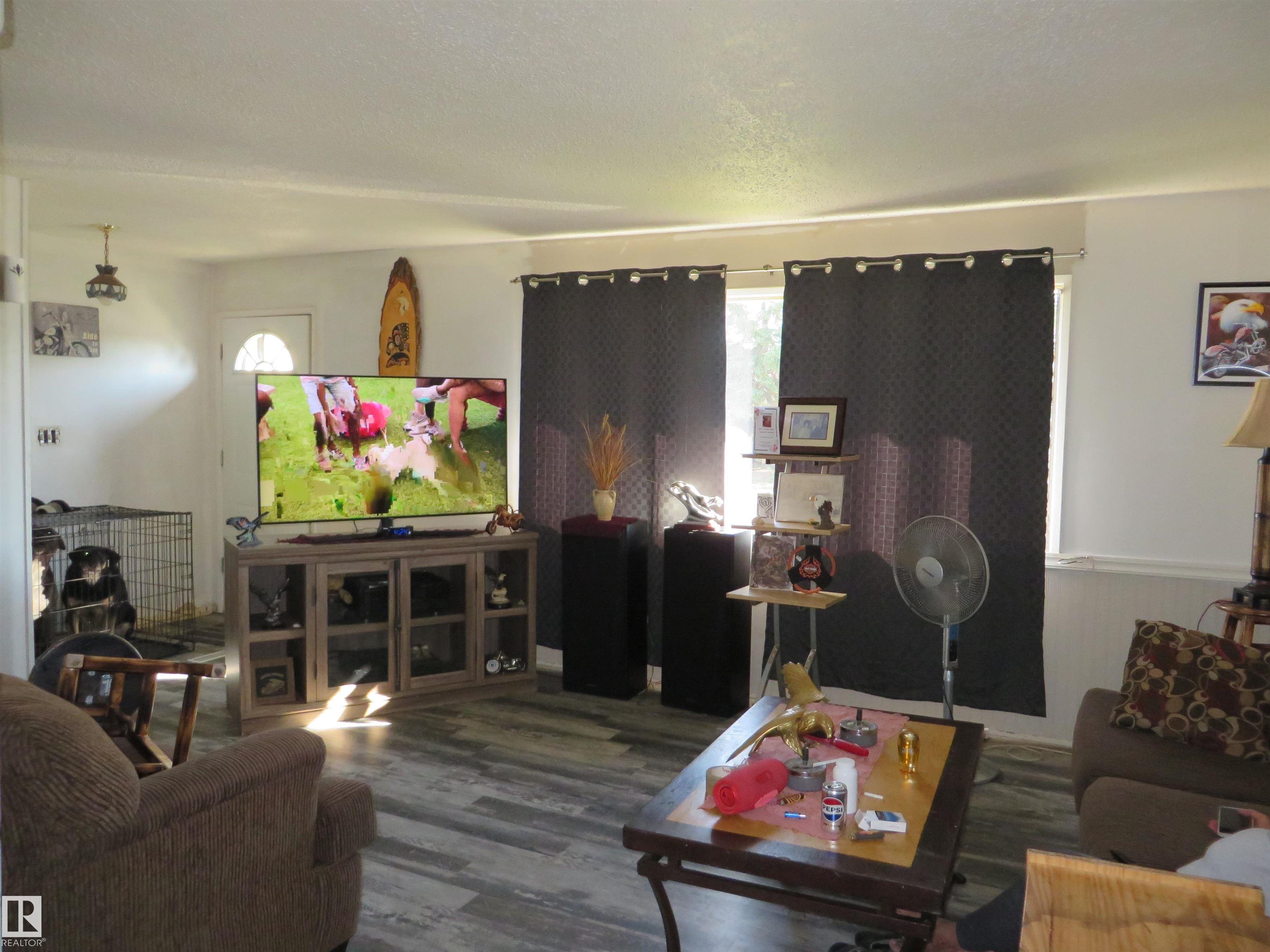Photo 6 at 4010 37 Avenue, Caledonia, Leduc