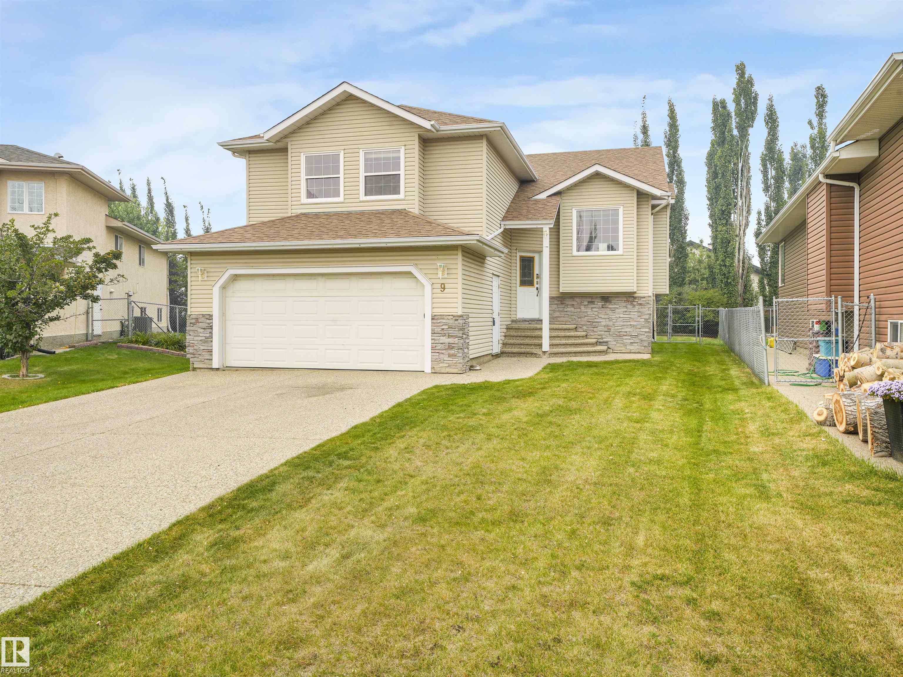 9 Deerfield Court, Deer Park, Spruce Grove 