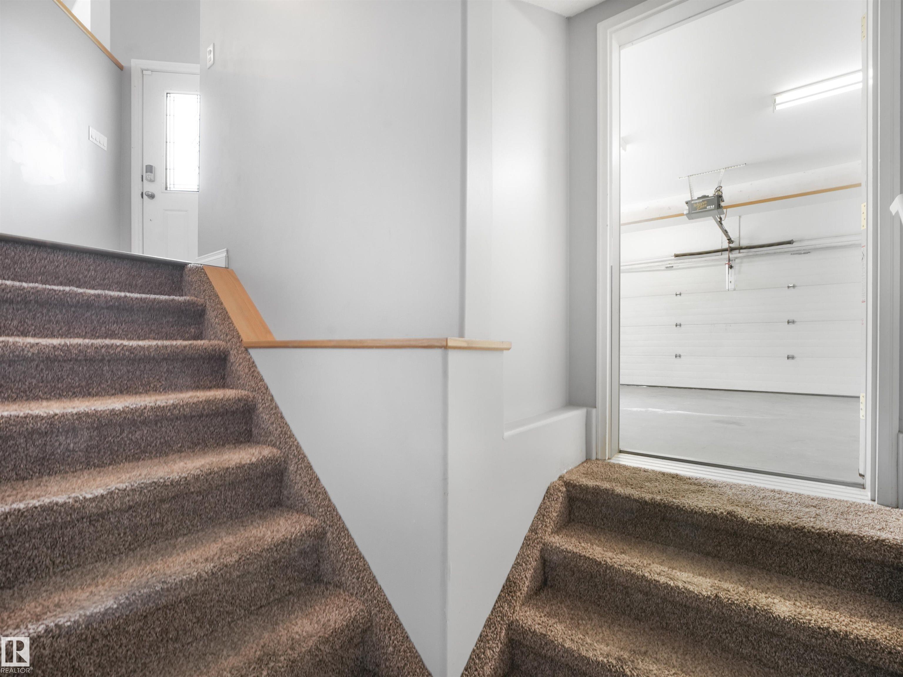 Photo 26 at 9 Deerfield Court, Deer Park, Spruce Grove