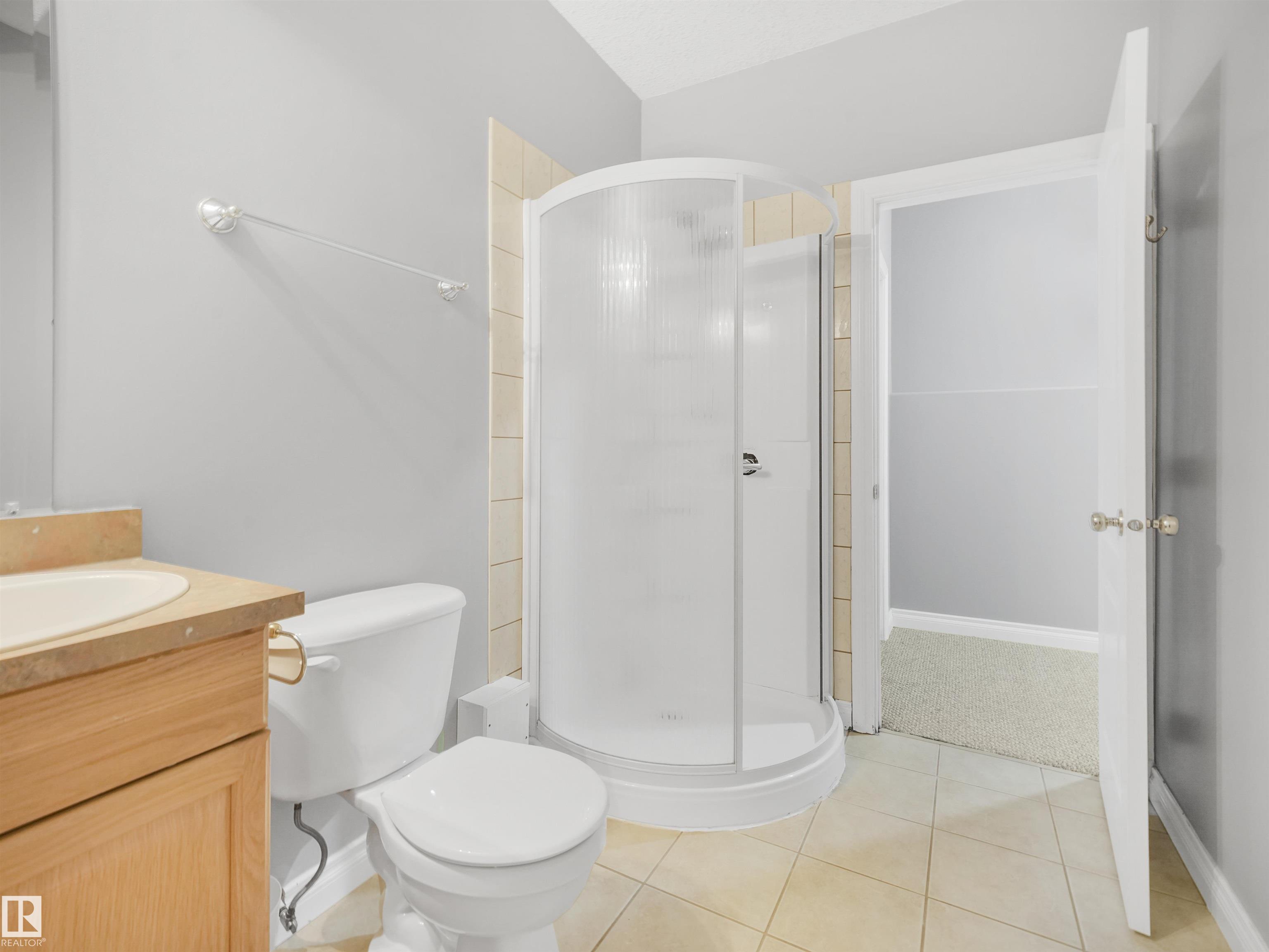 Photo 33 at 9 Deerfield Court, Deer Park, Spruce Grove