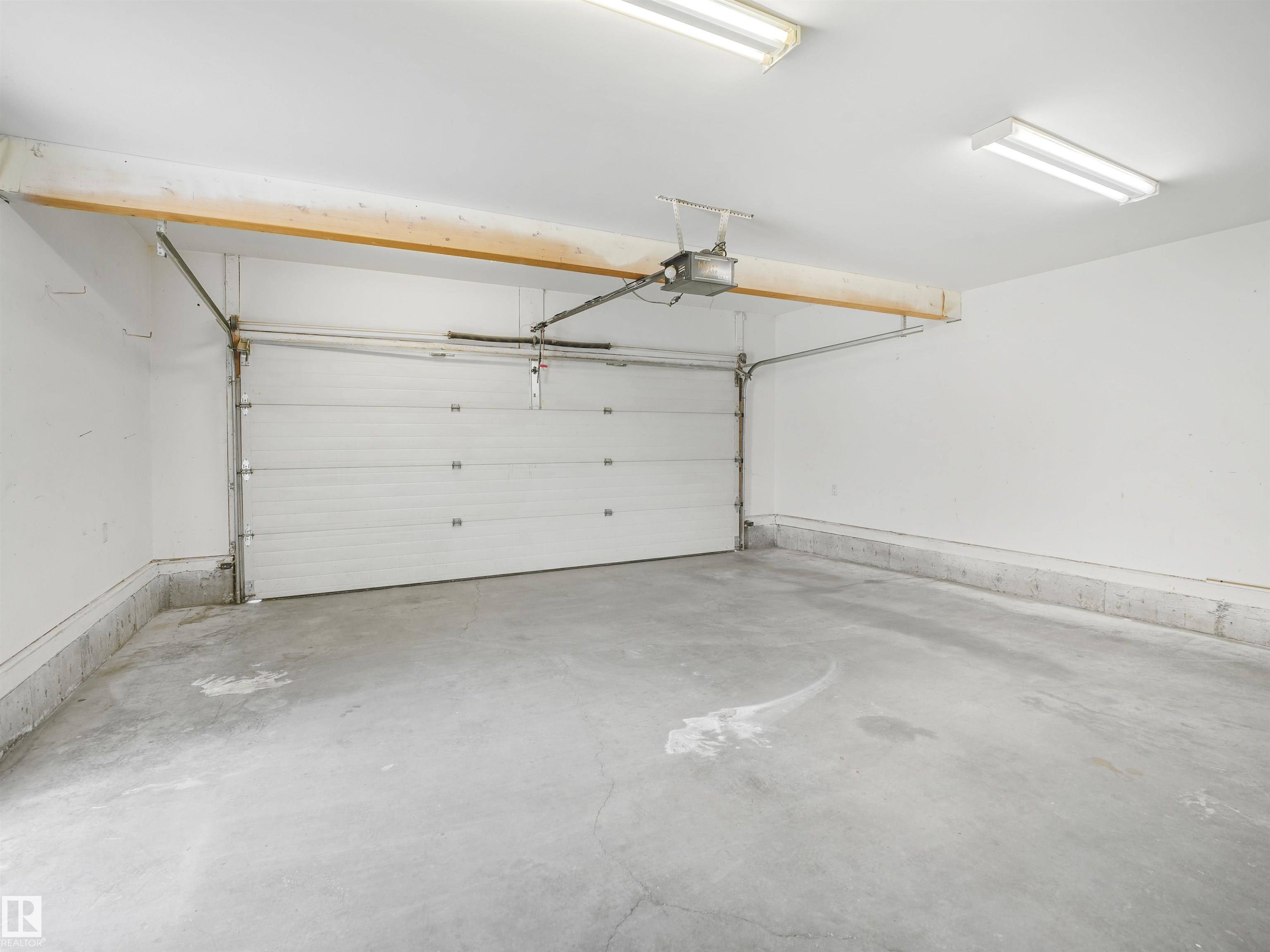 Photo 35 at 9 Deerfield Court, Deer Park, Spruce Grove