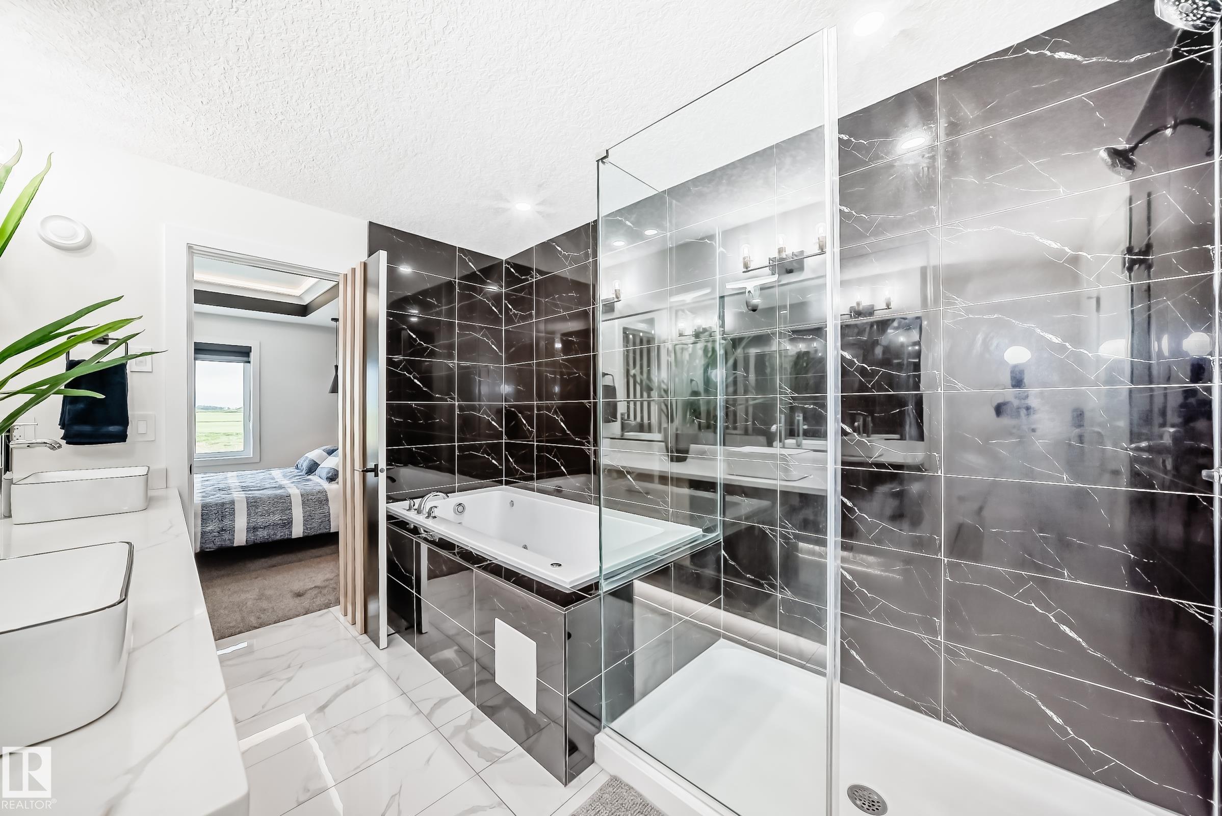 Photo 26 at 14 Edgefield Way, Erin Ridge North, St. Albert