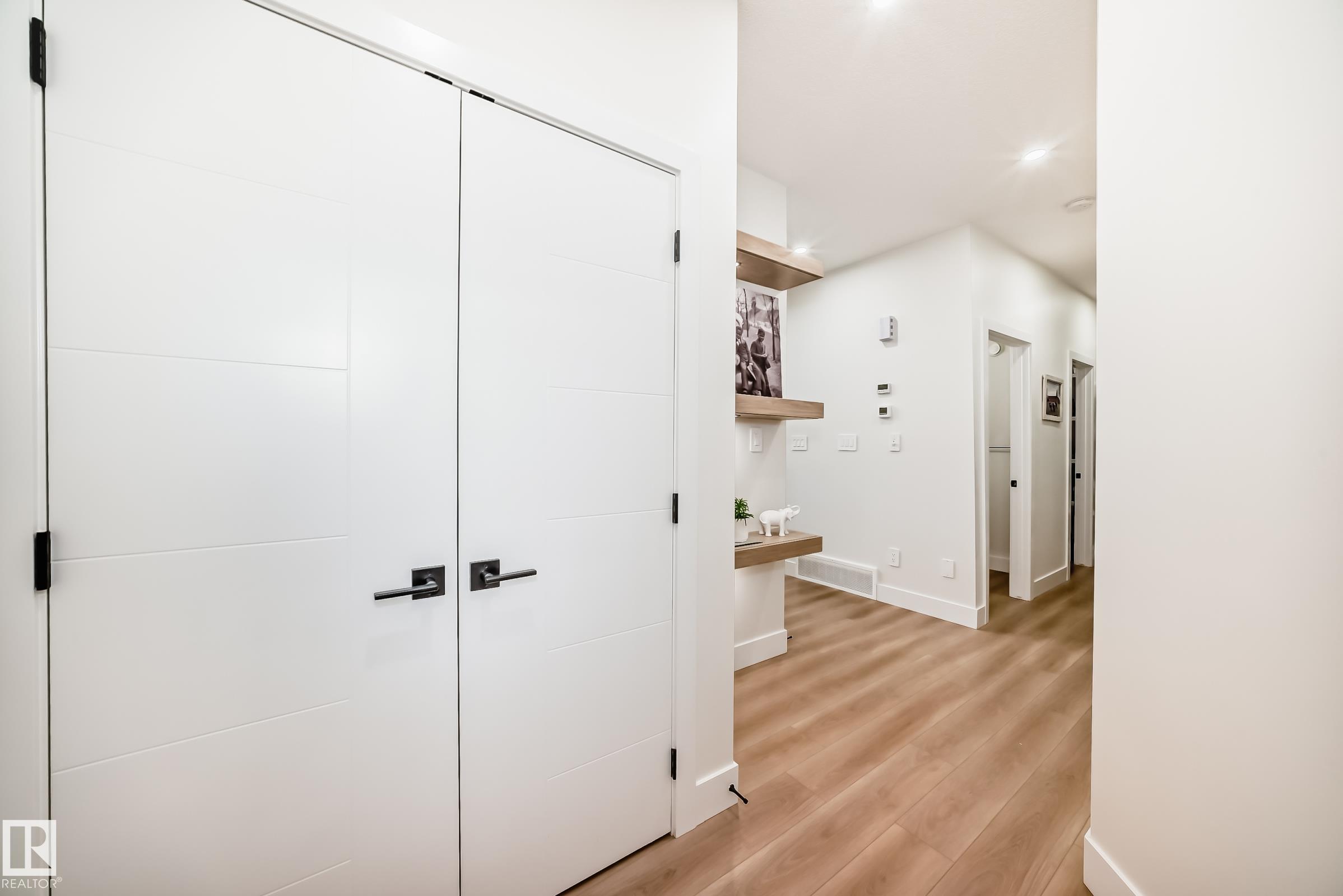Photo 4 at 14 Edgefield Way, Erin Ridge North, St. Albert