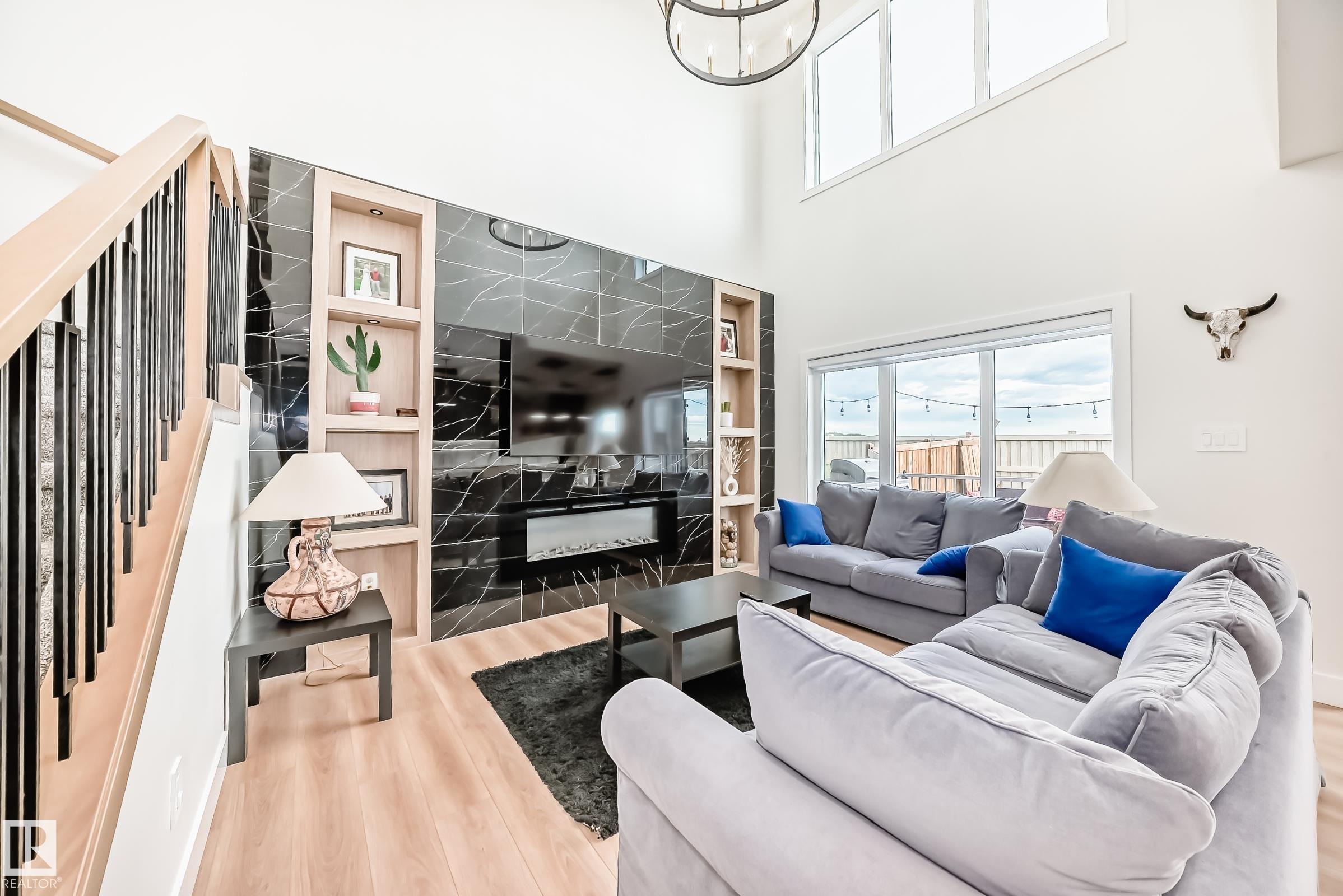 Photo 5 at 14 Edgefield Way, Erin Ridge North, St. Albert