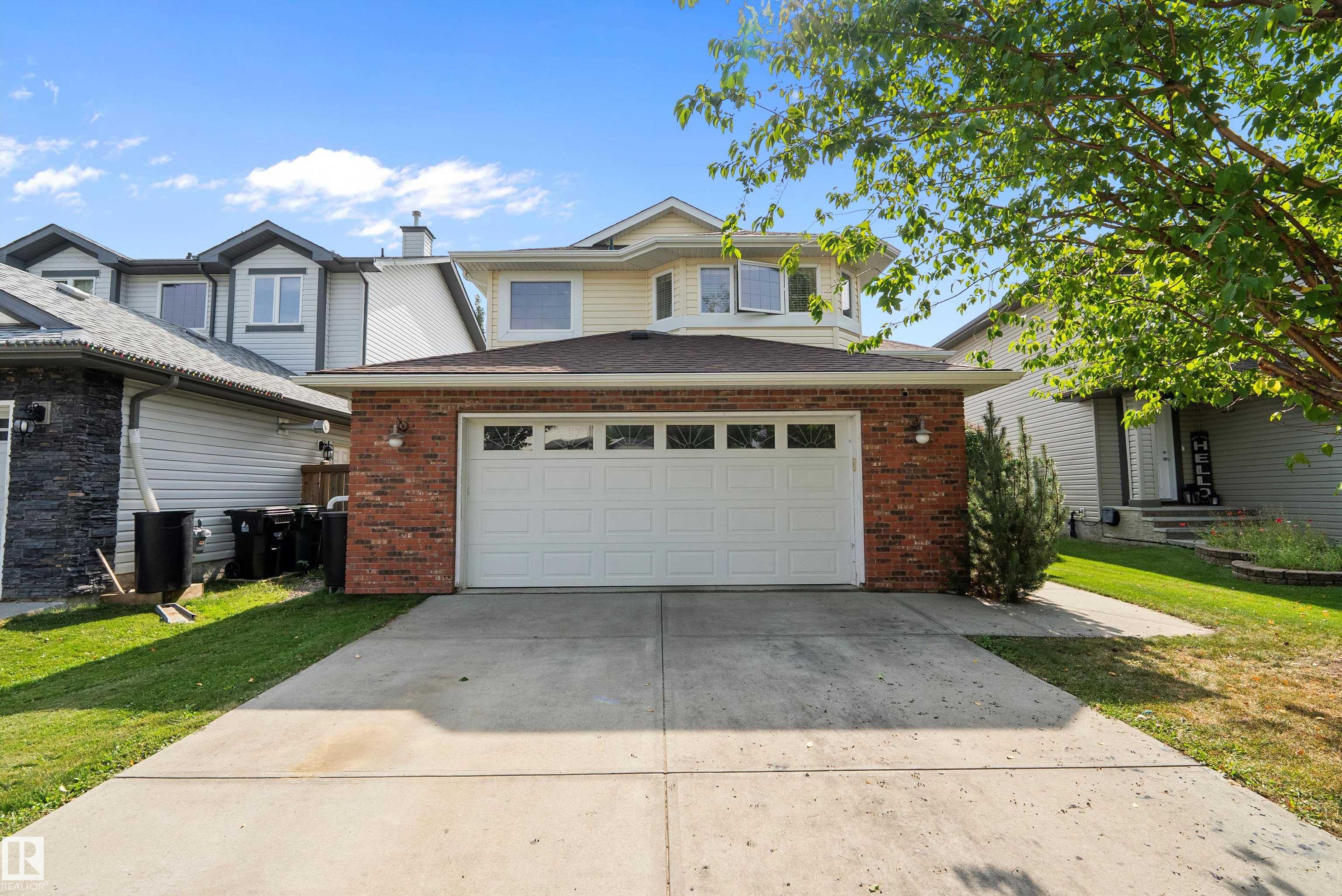 Photo 2 at 9 Ashgrove Drive, Aspen Glen, Spruce Grove