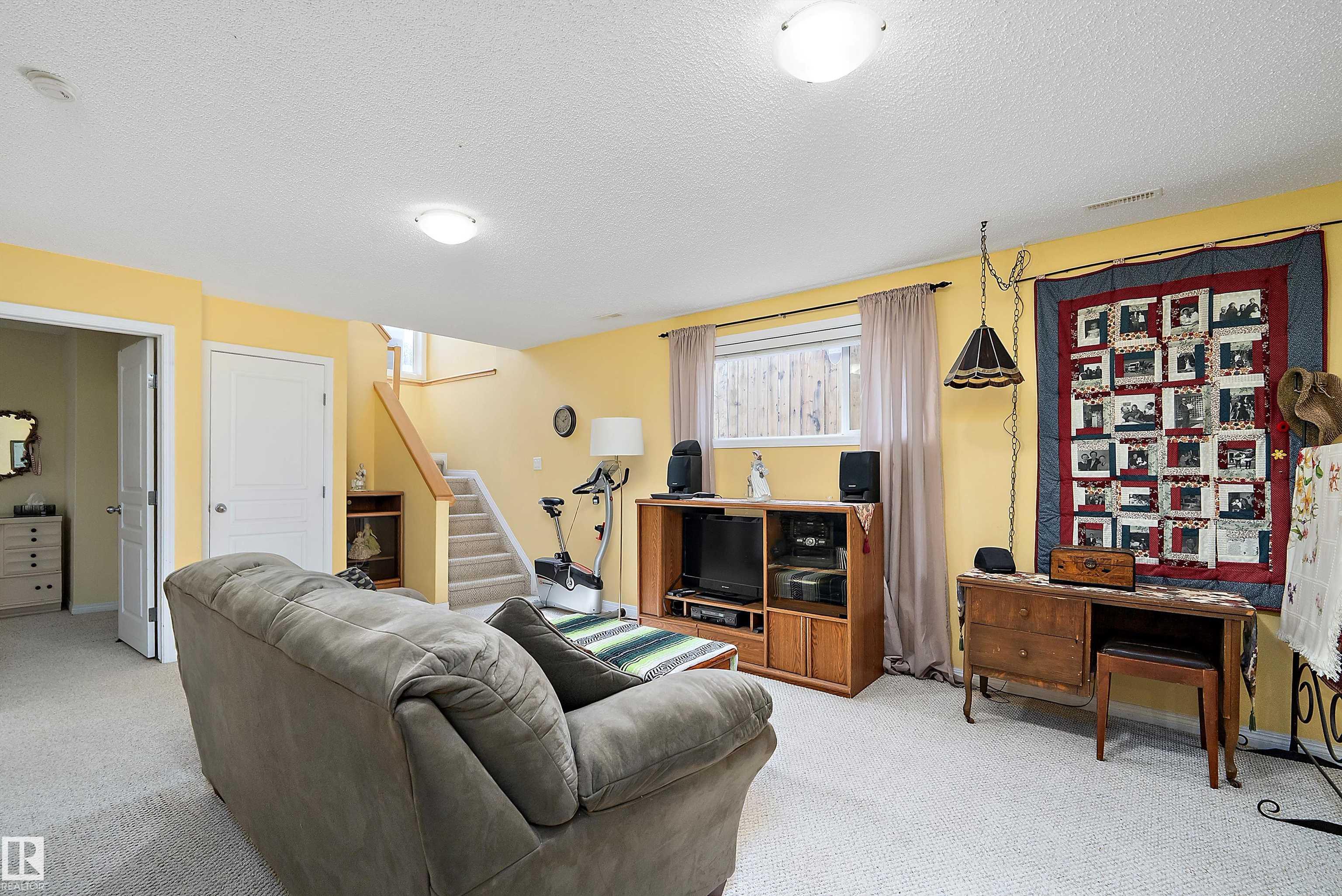 Photo 33 at 9 Ashgrove Drive, Aspen Glen, Spruce Grove