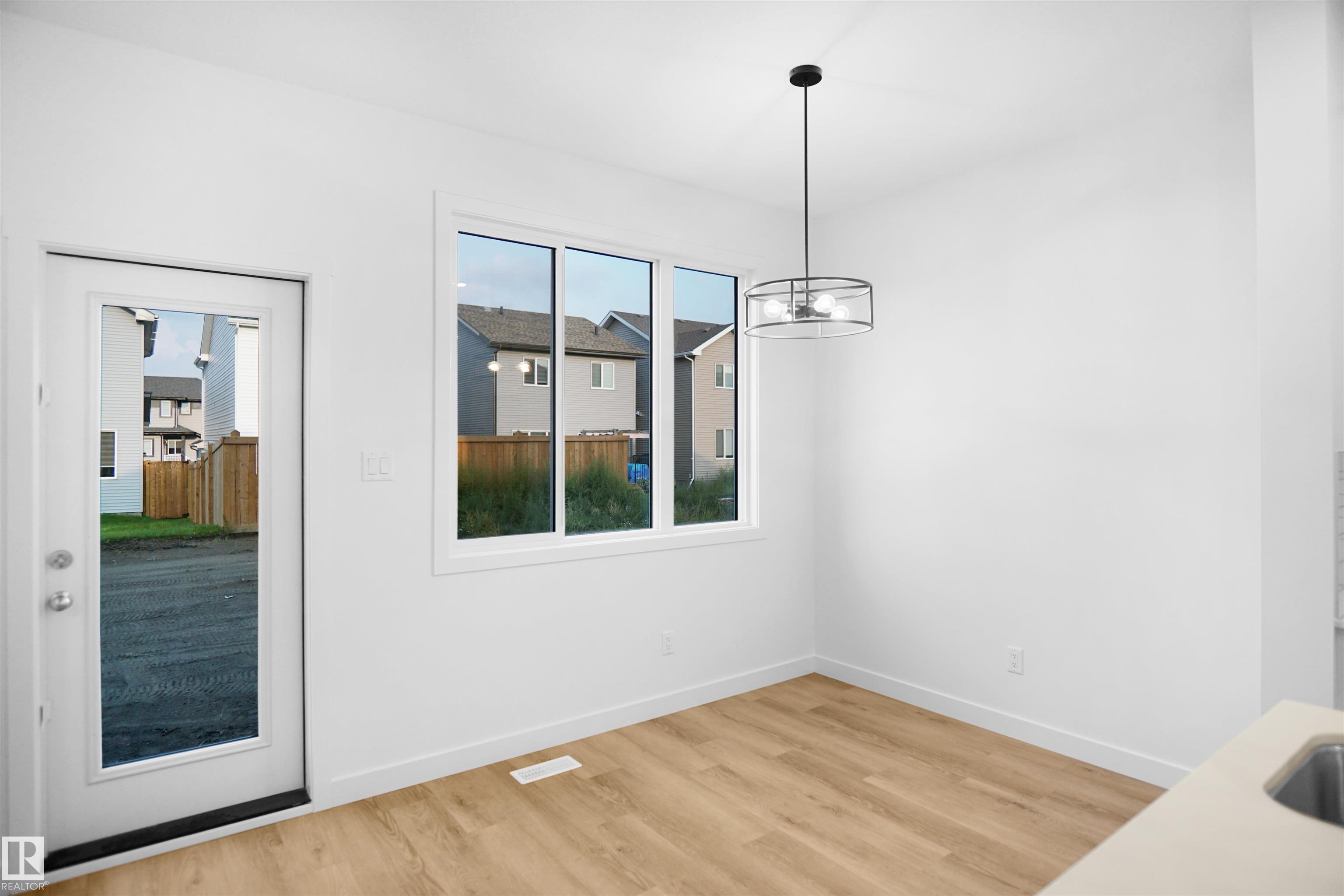 Photo 11 at 129 Elliot Wynd, South Pointe, Fort Saskatchewan