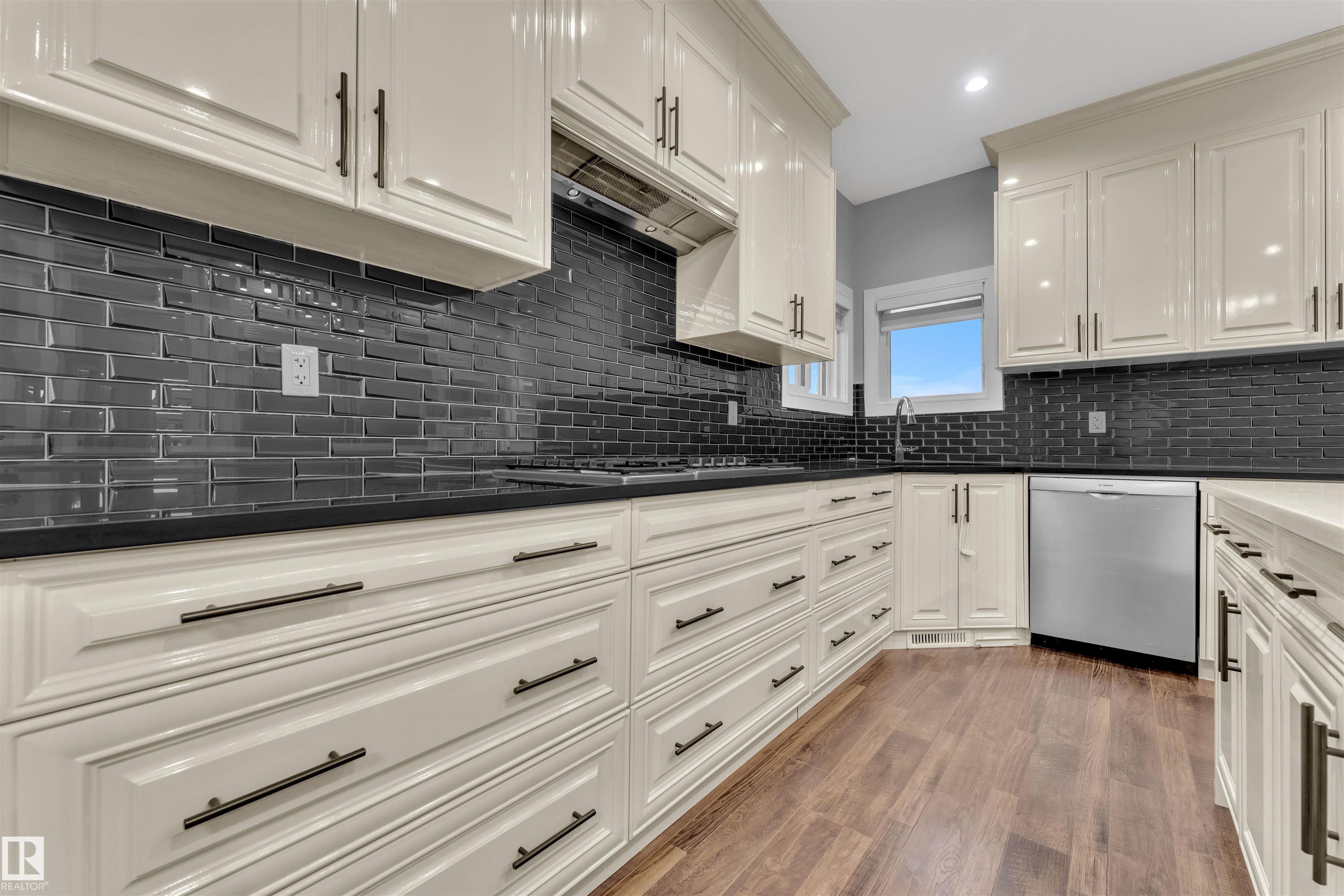 Photo 10 at 4408 39 Street, Triomphe Estates, Beaumont