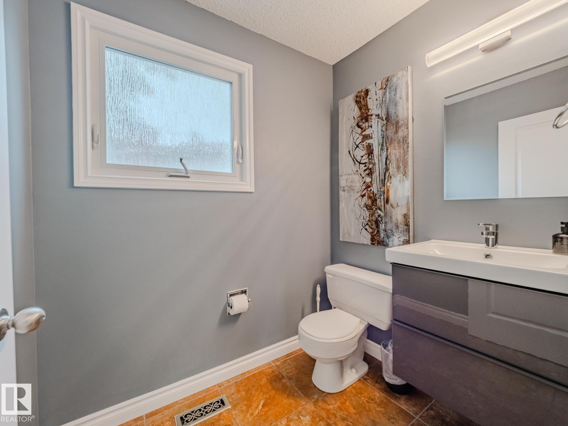 Photo 24 at 3024 Galloway Terrace, Glen Allan, Sherwood Park