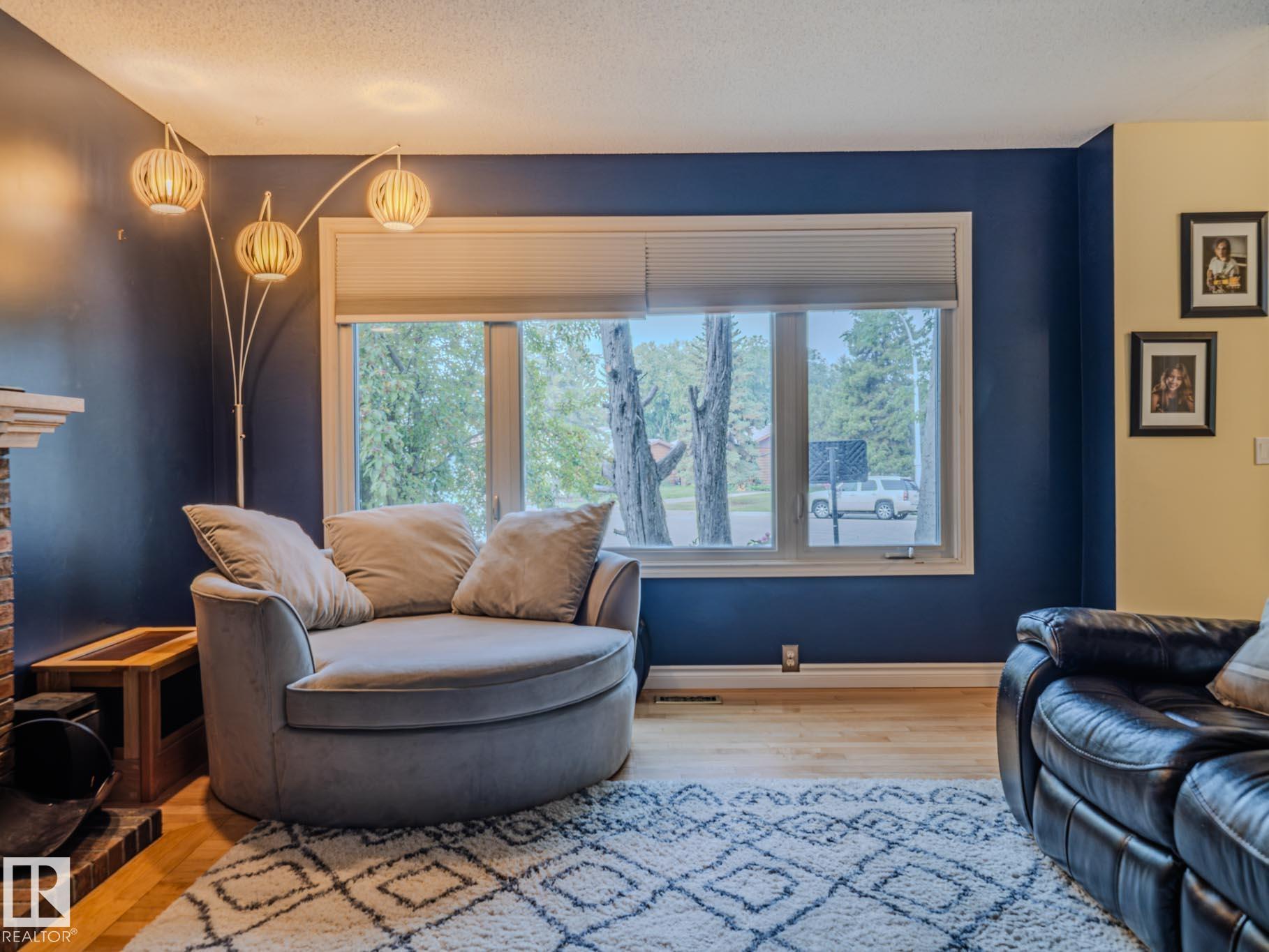 Photo 5 at 3024 Galloway Terrace, Glen Allan, Sherwood Park