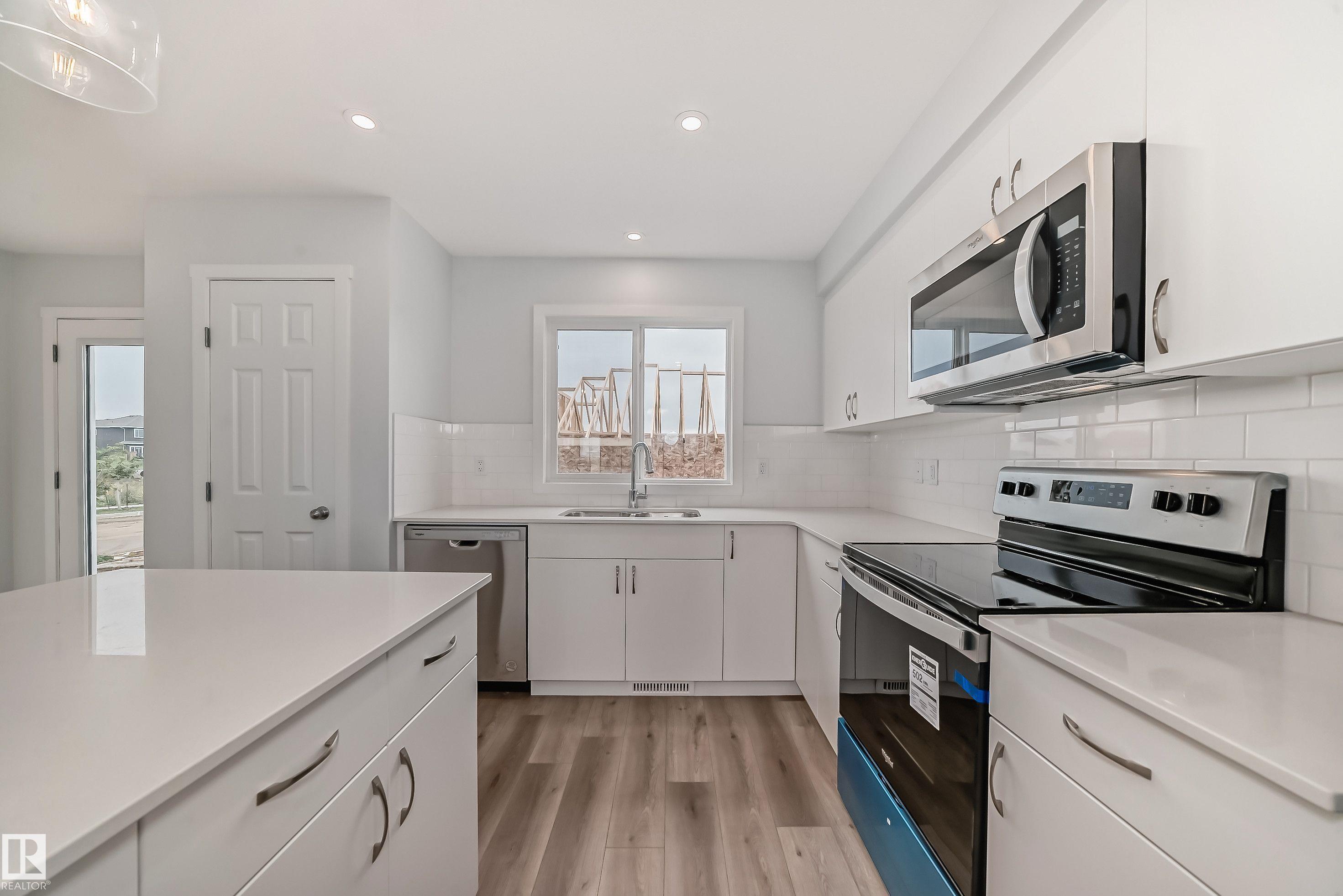 Photo 6 at 2 Elliot Wynd NE, South Pointe, Fort Saskatchewan